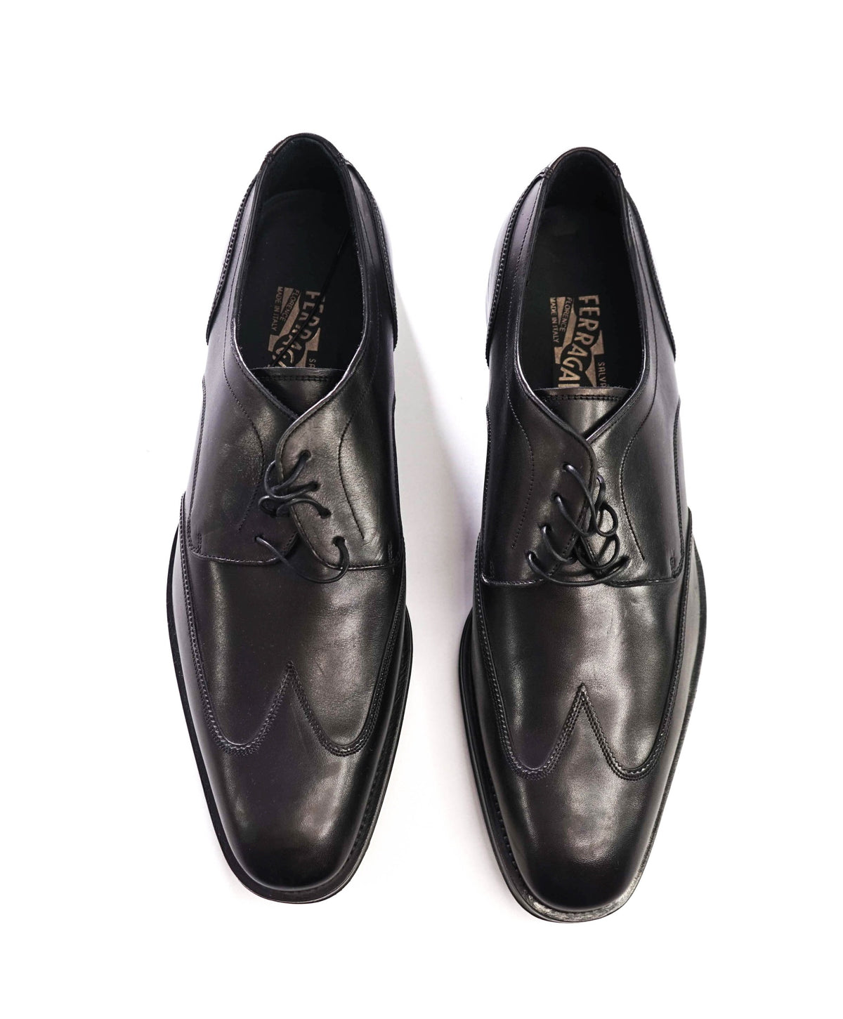 $850 FERRAGAMO - Black Leather Wingtip Derby - 13 D