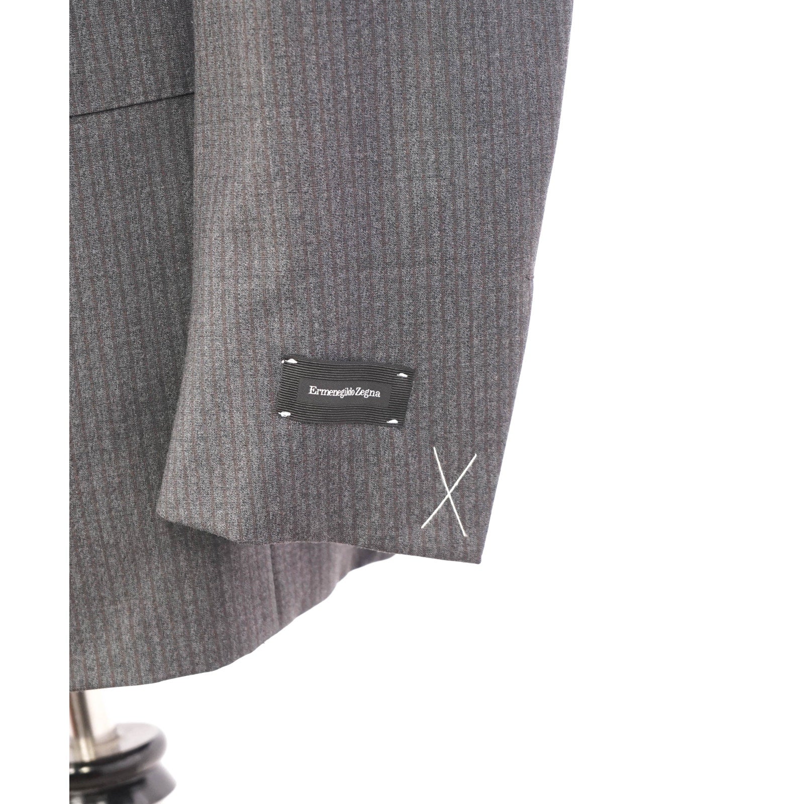 $2,695 ERMENEGILDO ZEGNA - Gray/Brown Textured Flannel Blazer - 42R