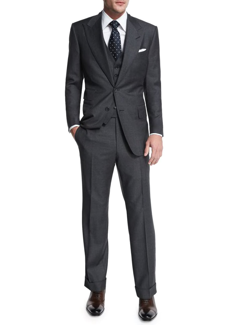 $5,000 TOM FORD - 3-Piece Gray PEAK LAPEL Vested Side Tab Suit - 36S (46EU)