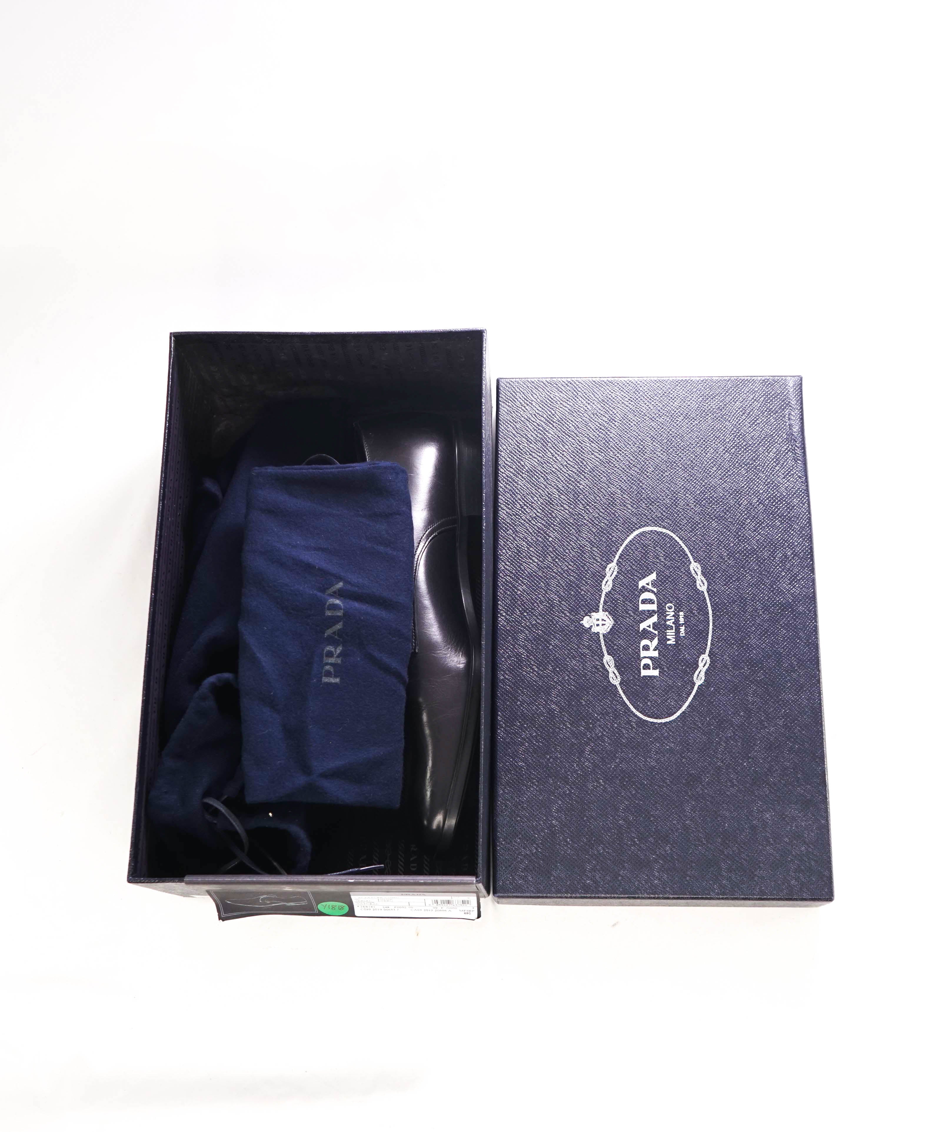 $980 PRADA - Leather Cap Toe "CALZATURE" Oxfords W Logo Inset Heel - 10 US