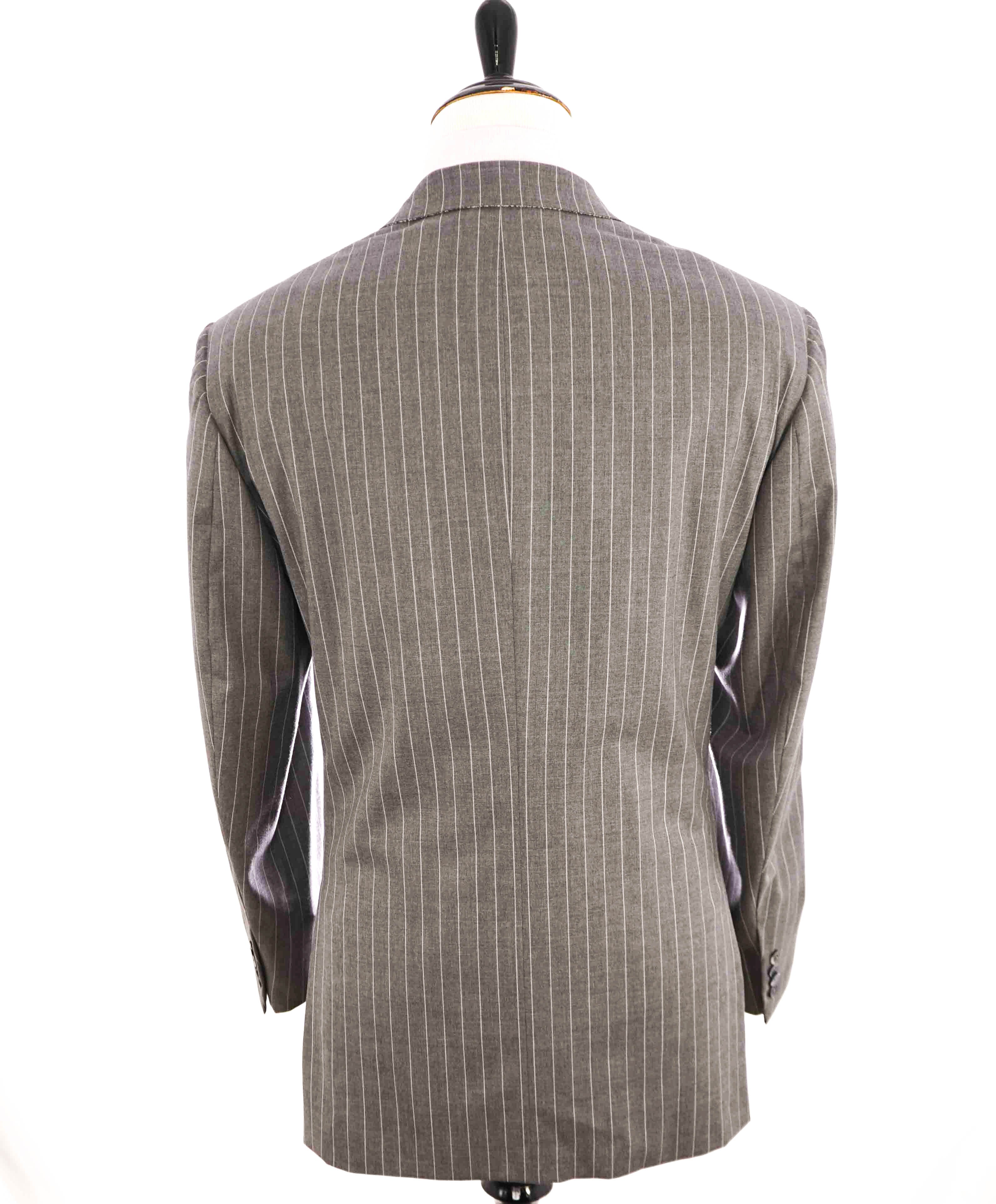 $2,995 ISAIA - Pure Wool *SCIAMMERIA 170'S* Gray Chalk Stripe MOP Blazer - 46R
