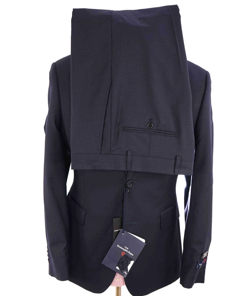 $1,295 ERMENEGILDO ZEGNA - By SAKS FIFTH AVENUE "Slim" Blue Check Suit - 38S