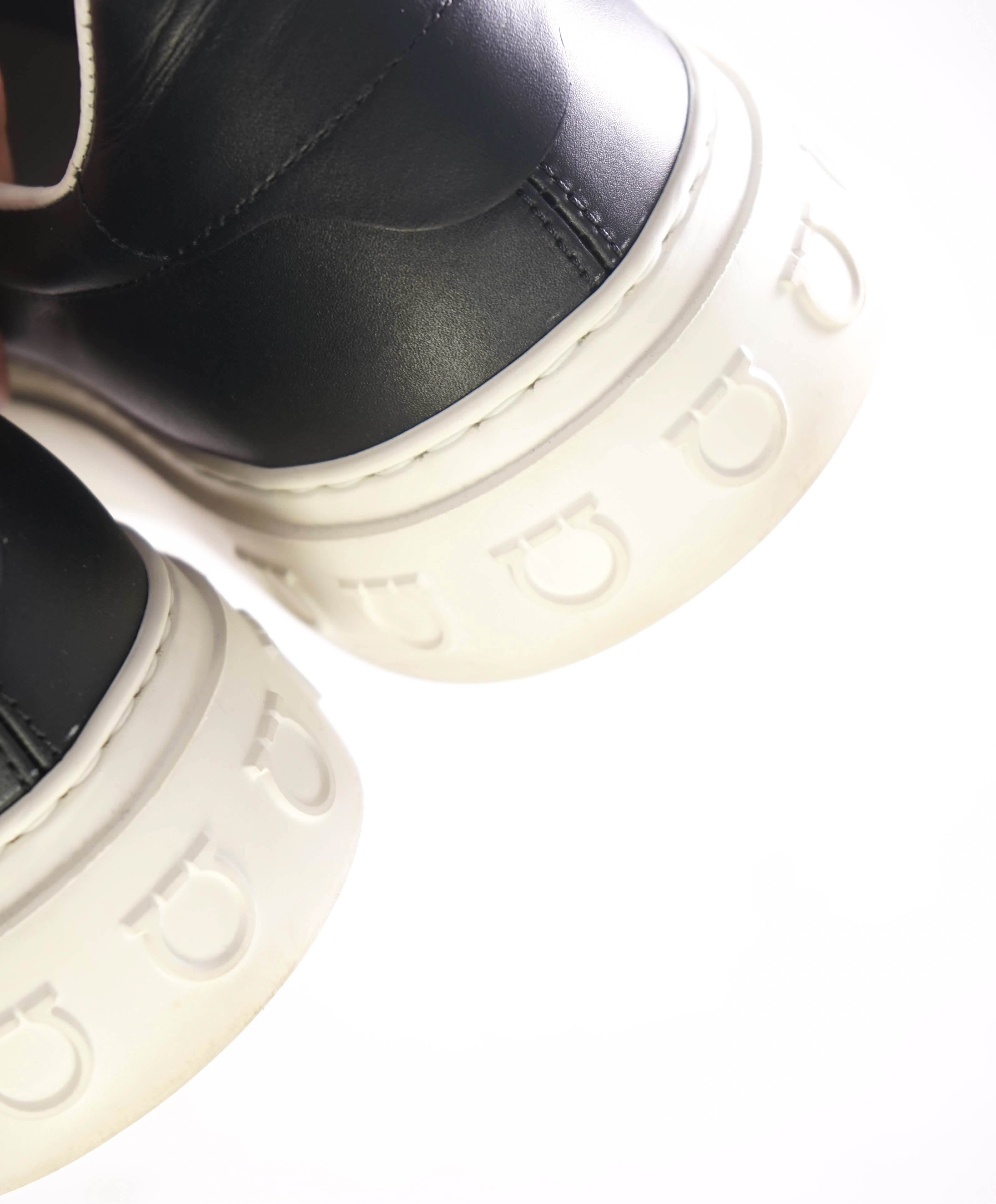 $750 SALVATORE FERRAGAMO - *GANCINI* Black Sneaker - 9 US