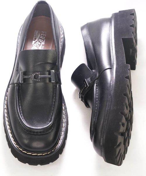 $930 SALVATORE FERRAGAMO - *GANCINI* Black Leather Lug Sole Loafer - 12 US
