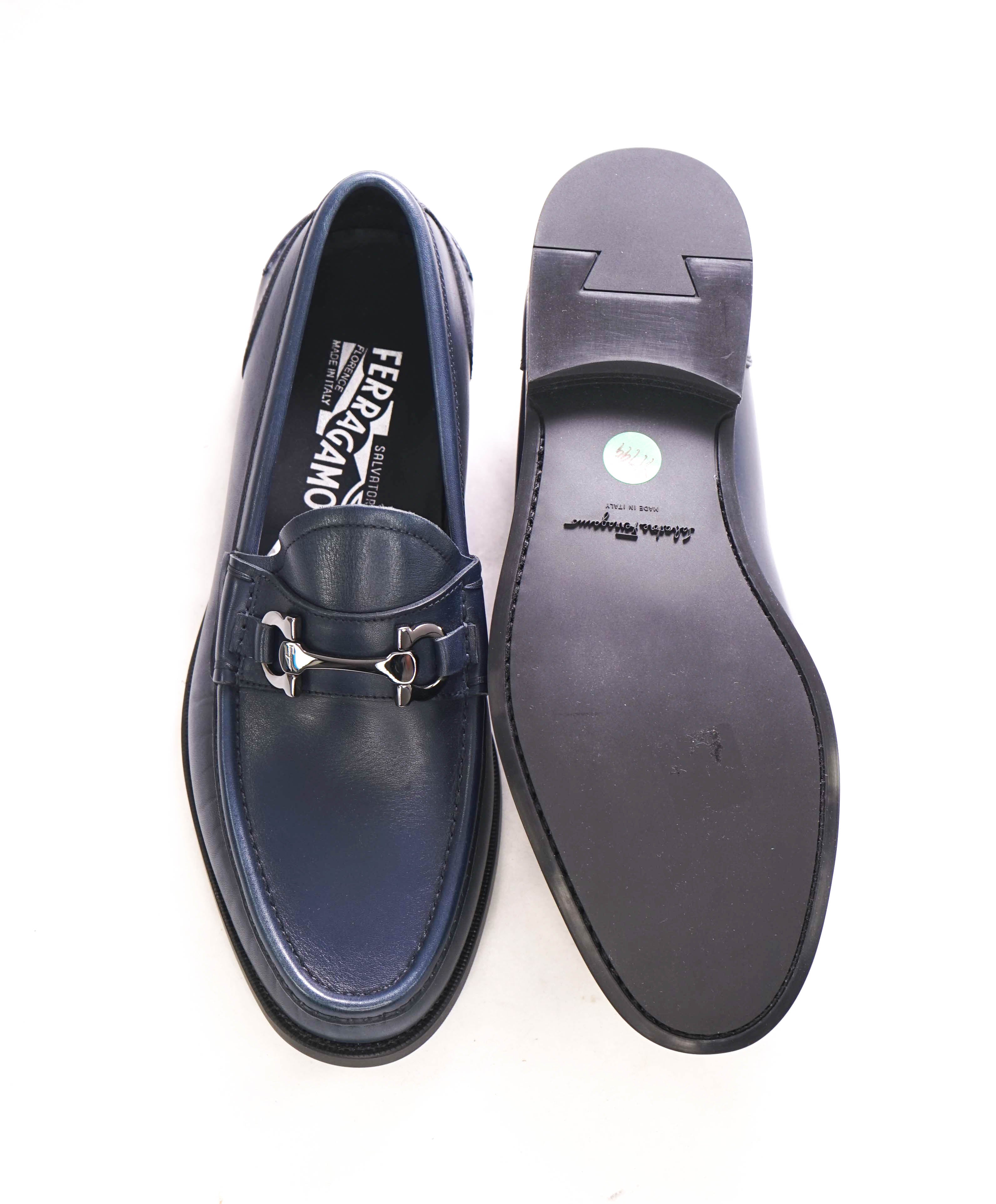 $850 SALVATORE FERRAGAMO -  Navy Blue Leather Gancini Loafer- 8 EEE