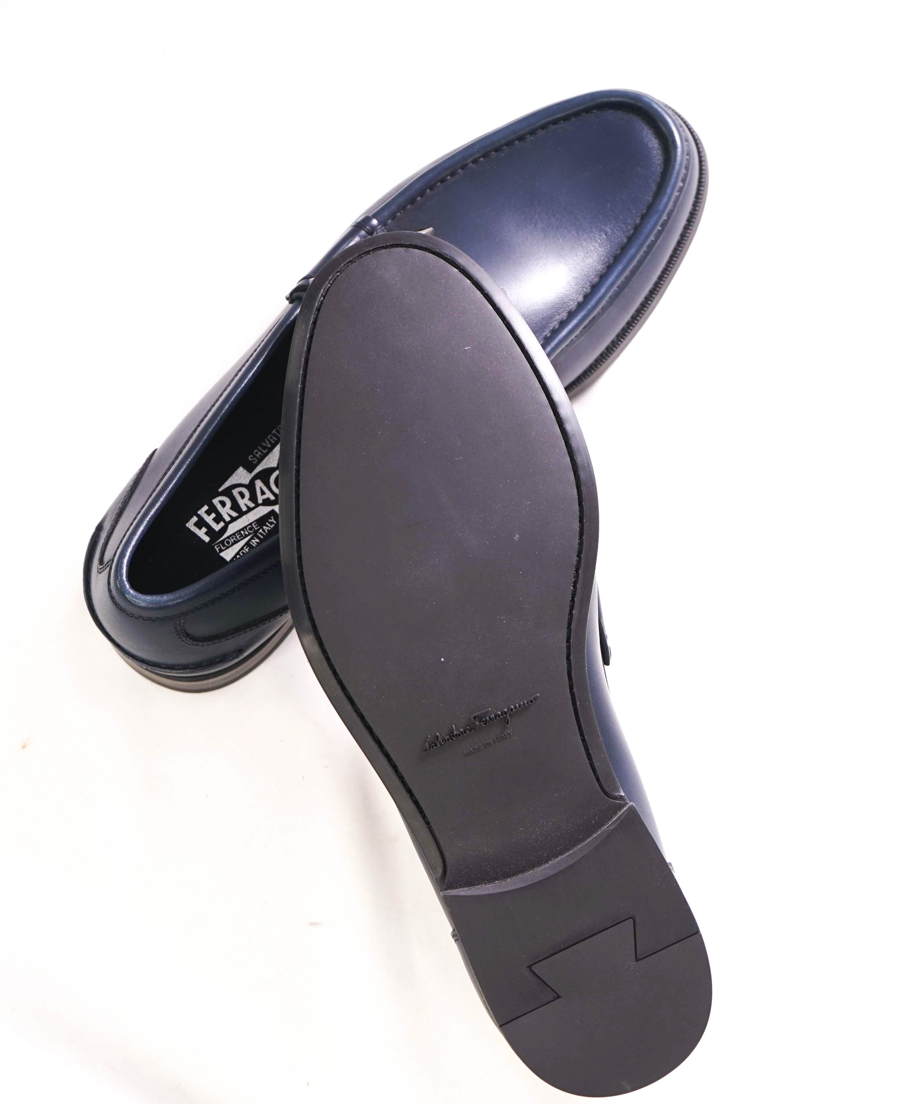 $850 SALVATORE FERRAGAMO -  Navy Blue Leather Gancini Loafer- 8 EEE