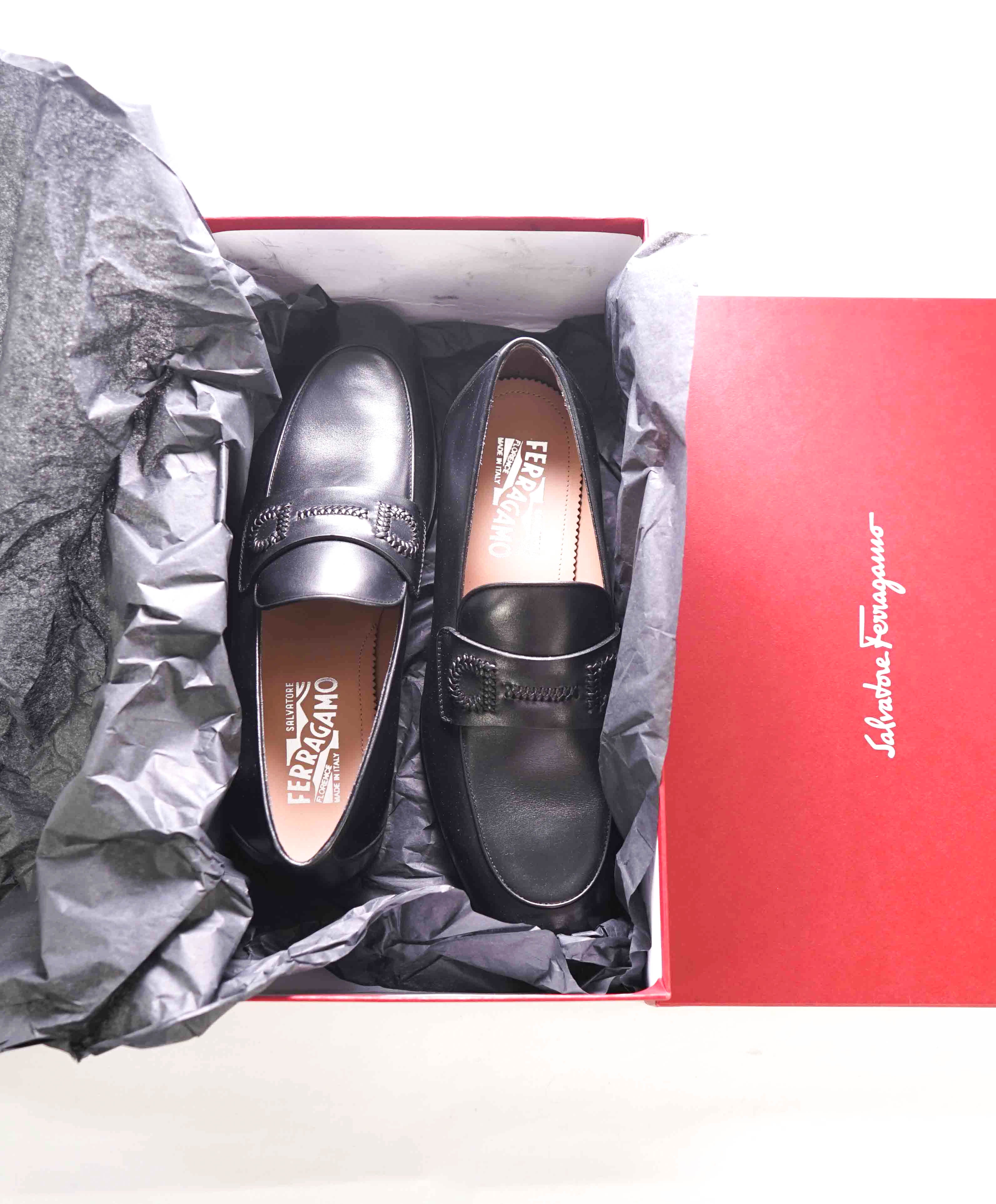 $750 SALVATORE FERRAGAMO - *ROST * Braided Gancini Loafer - 9 D US