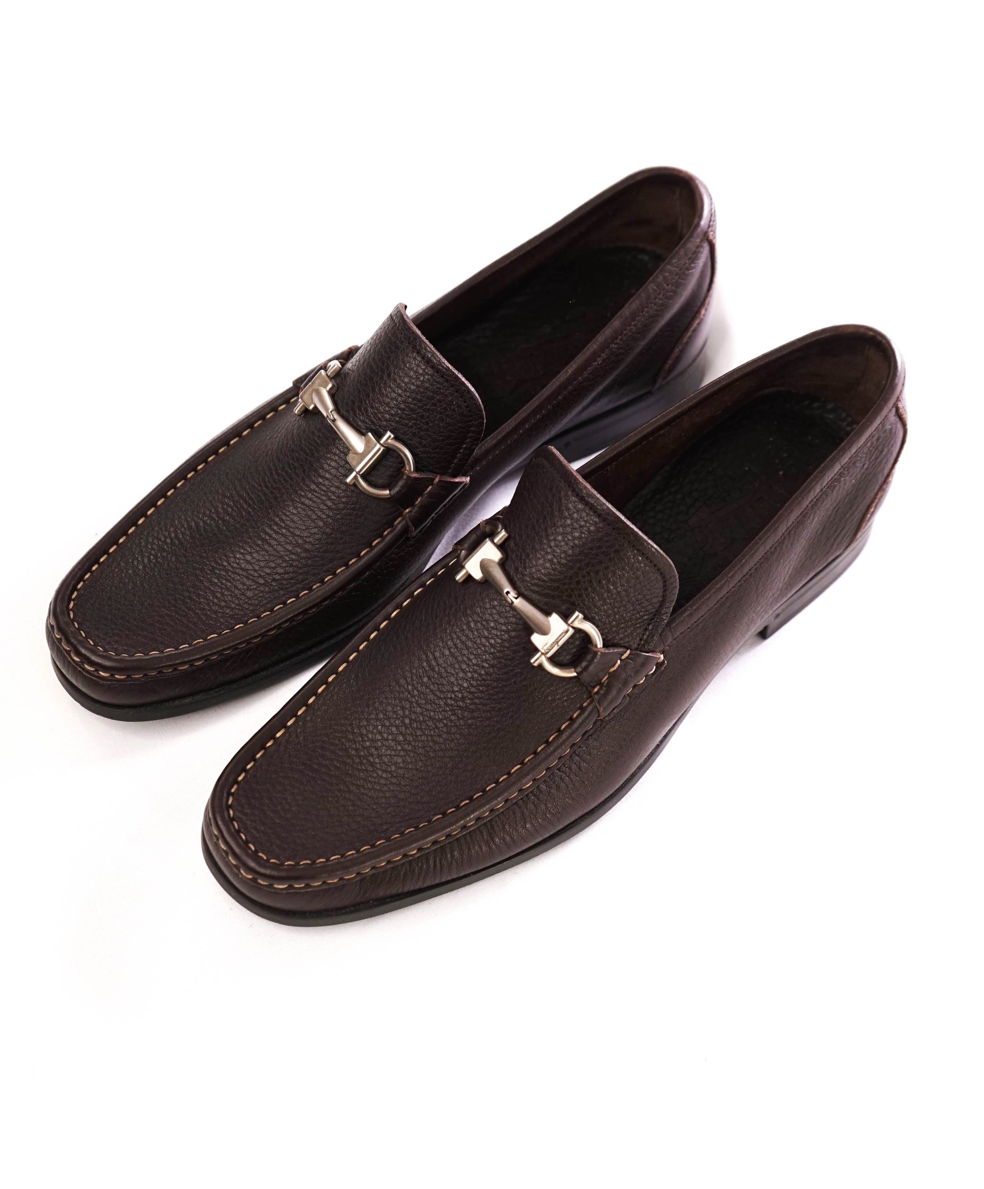 $850 SALVATORE FERRAGAMO - “Magnifico” Brown Leather Slip-On Loafer - 9.5 D