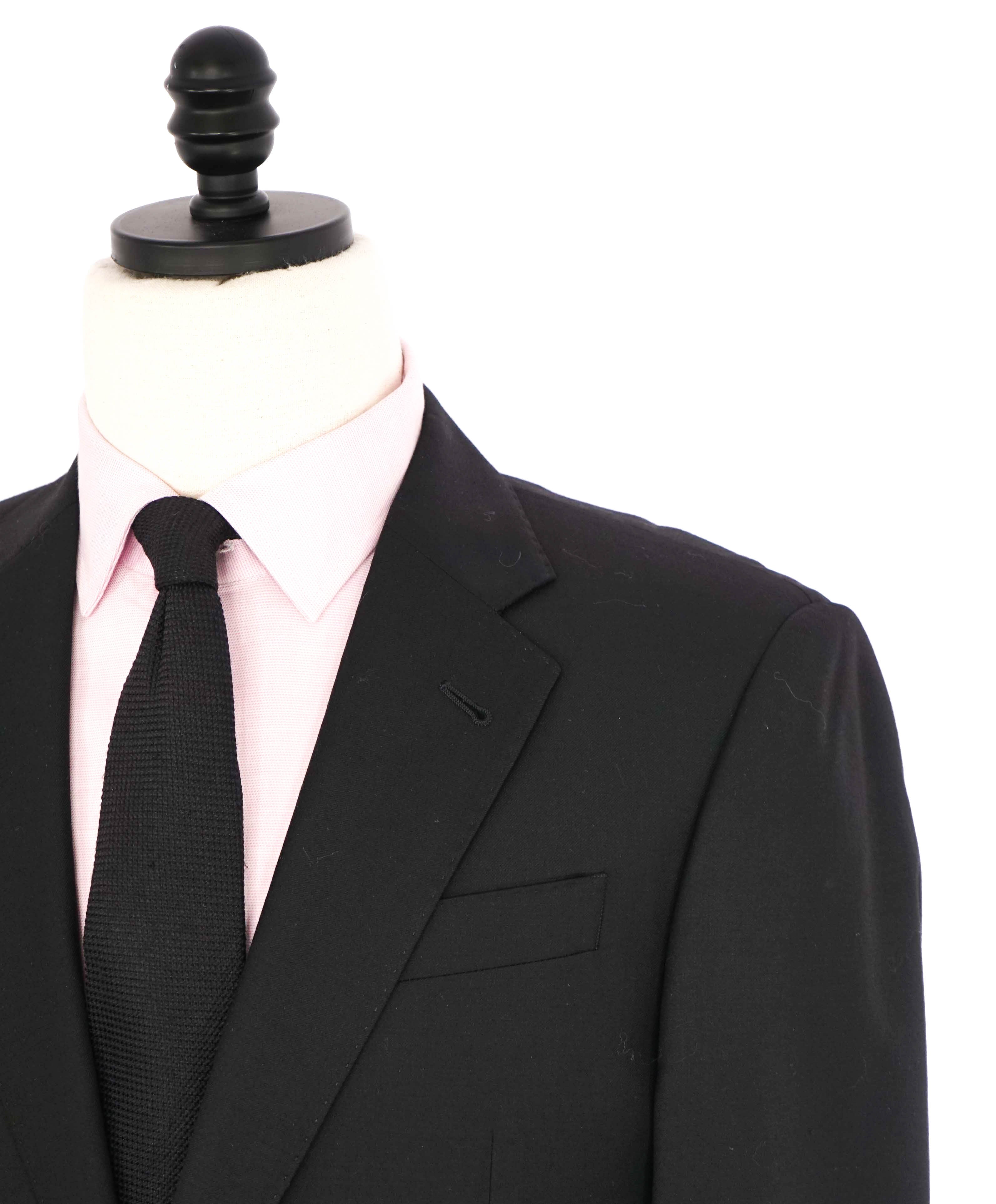 ARMANI COLLEZIONI -  "G Line" Modern Solid Black Notch Lapel Suit - 38S
