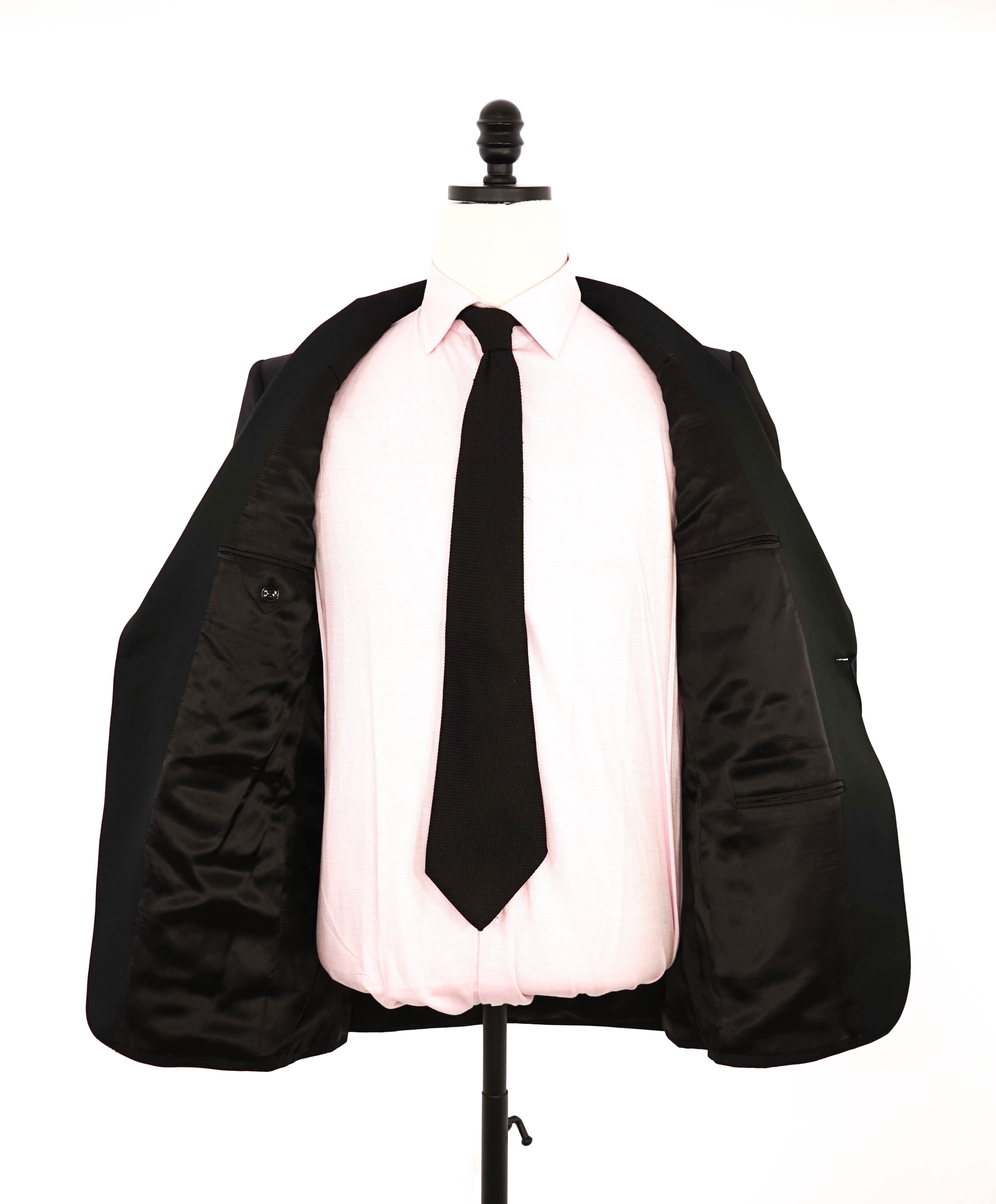 $5,100 ERMENEGILDO ZEGNA - "Wool & Mohair" PEAK LAPEL Black Tuxedo - 40R