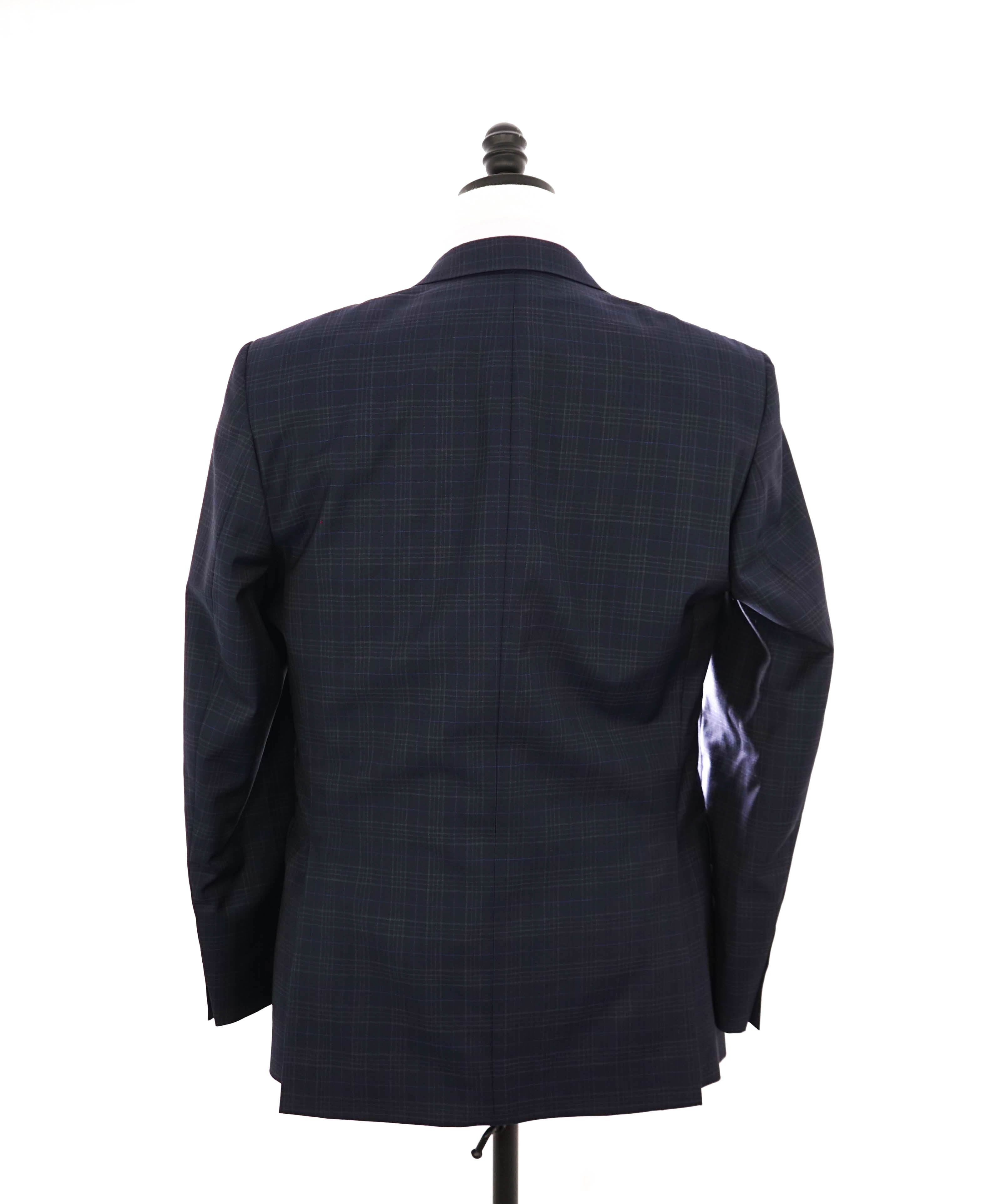 ERMENEGILDO ZEGNA - By SAKS FIFTH AVENUE *Tailored* "Traveller" Suit - 40R 36W