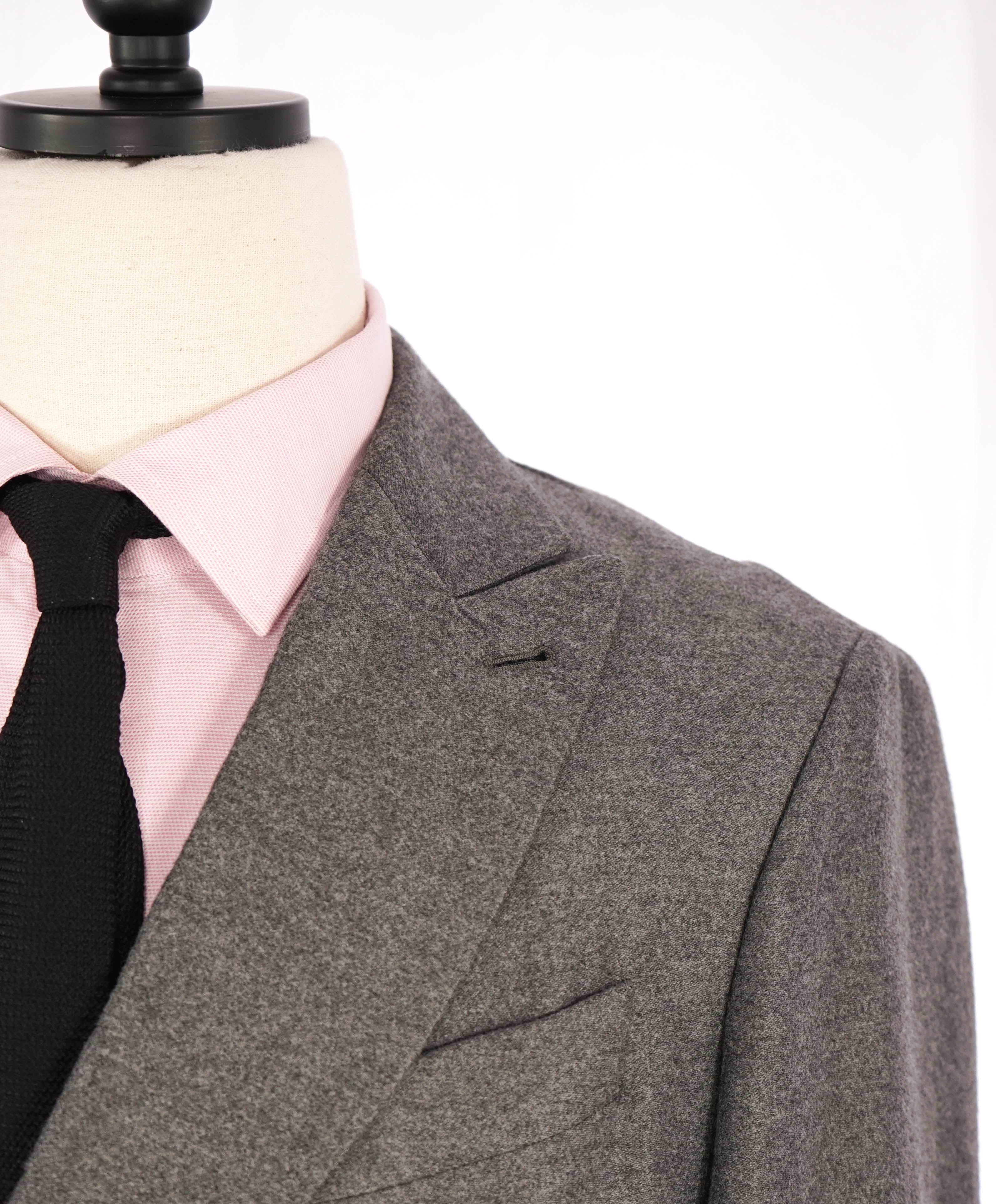 $1,995 ARMANI COLLEZIONI - Double Breasted Gray WATER PROOF Coat / Blazer - 38R