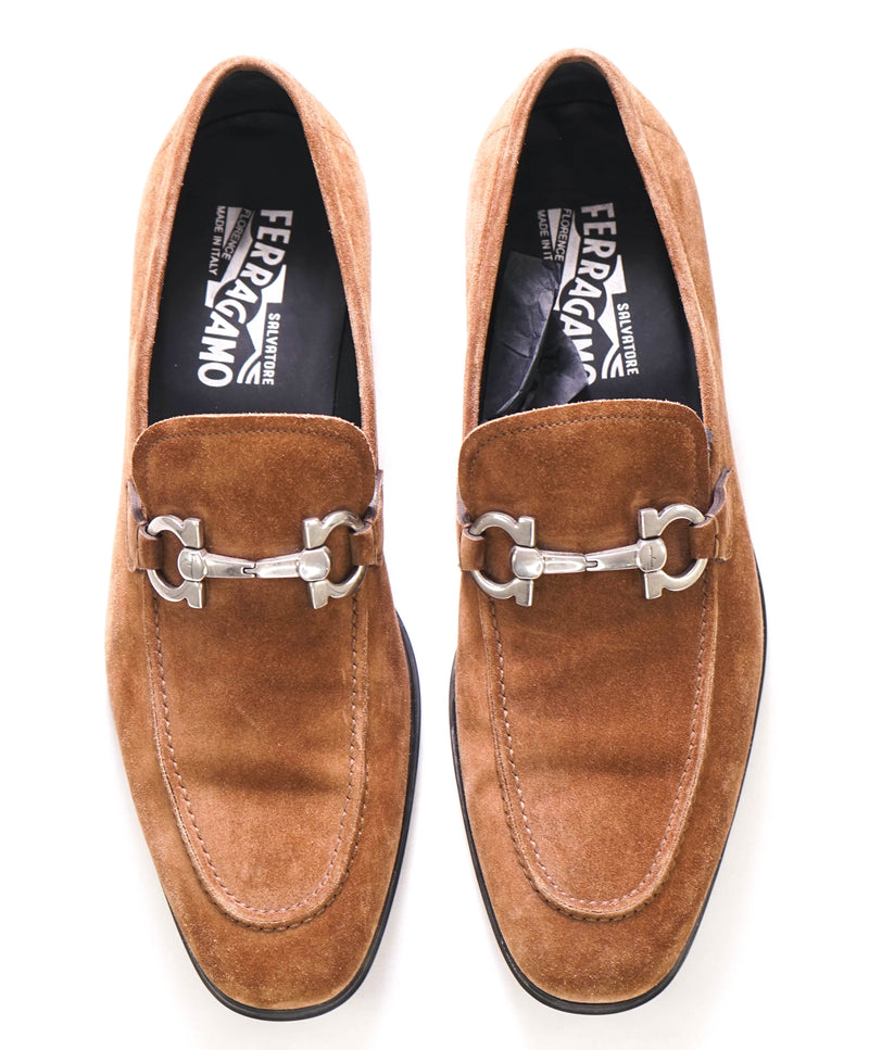 $860 SALVATORE FERRAGAMO -  "FLORI 2" Brown Gancini Bit Loafer - 8D US