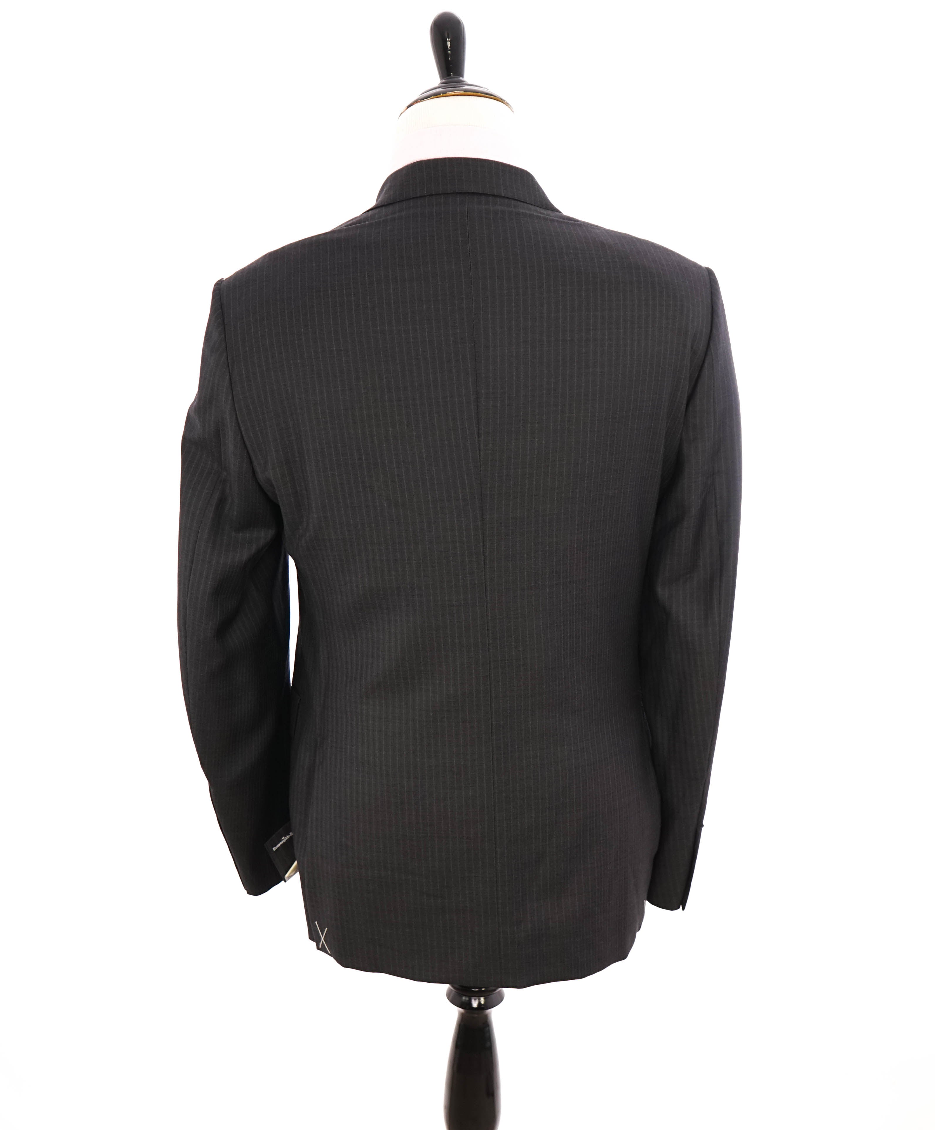 $3,295 ERMENEGILDO ZEGNA -“ACHILLFARM" SILK Gray Textured Blazer - 44R