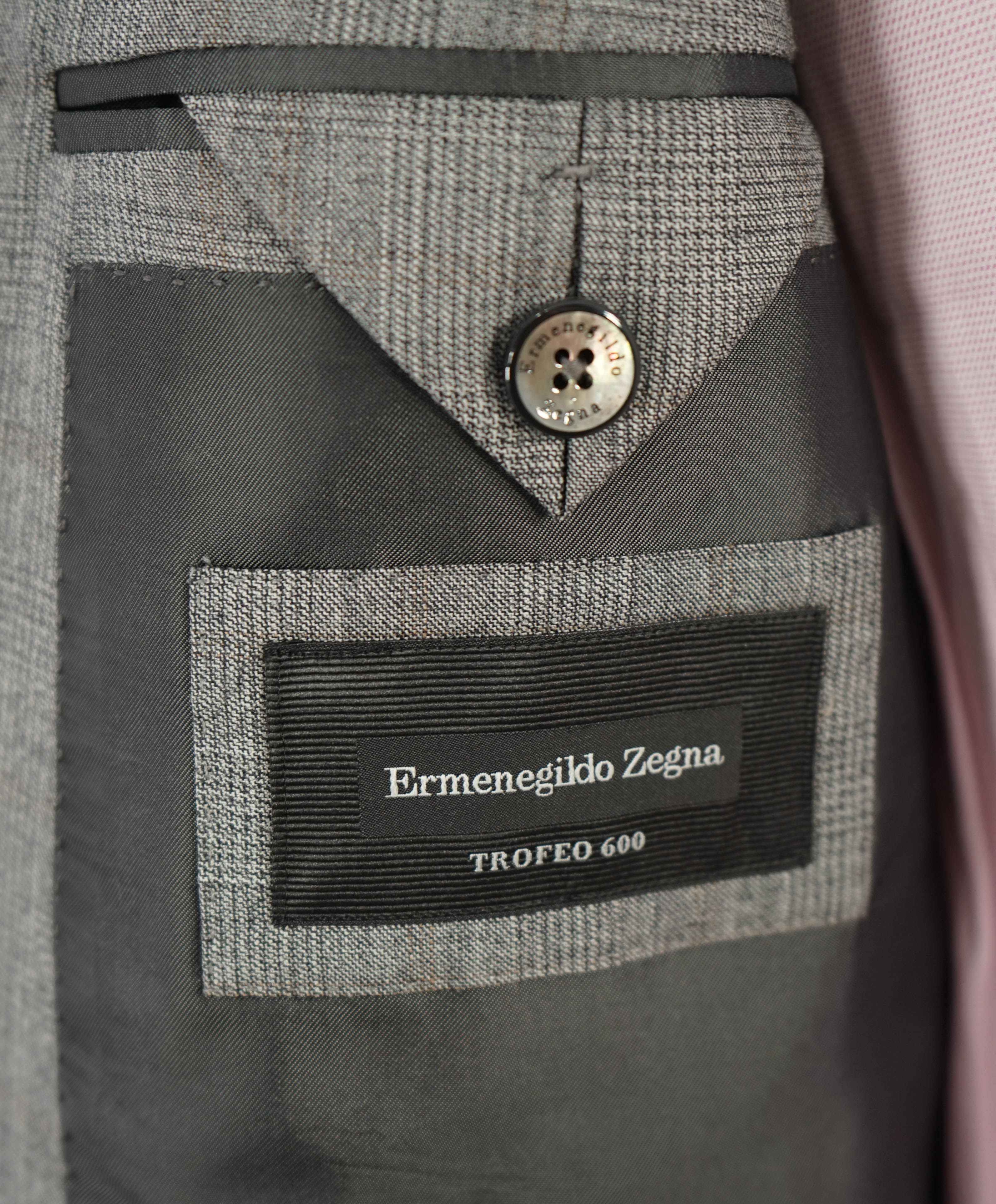 $3,950 ERMENEGILDO ZEGNA -"TROFEO 600" SILK Gray/Camel Check Suit - 46R 38W