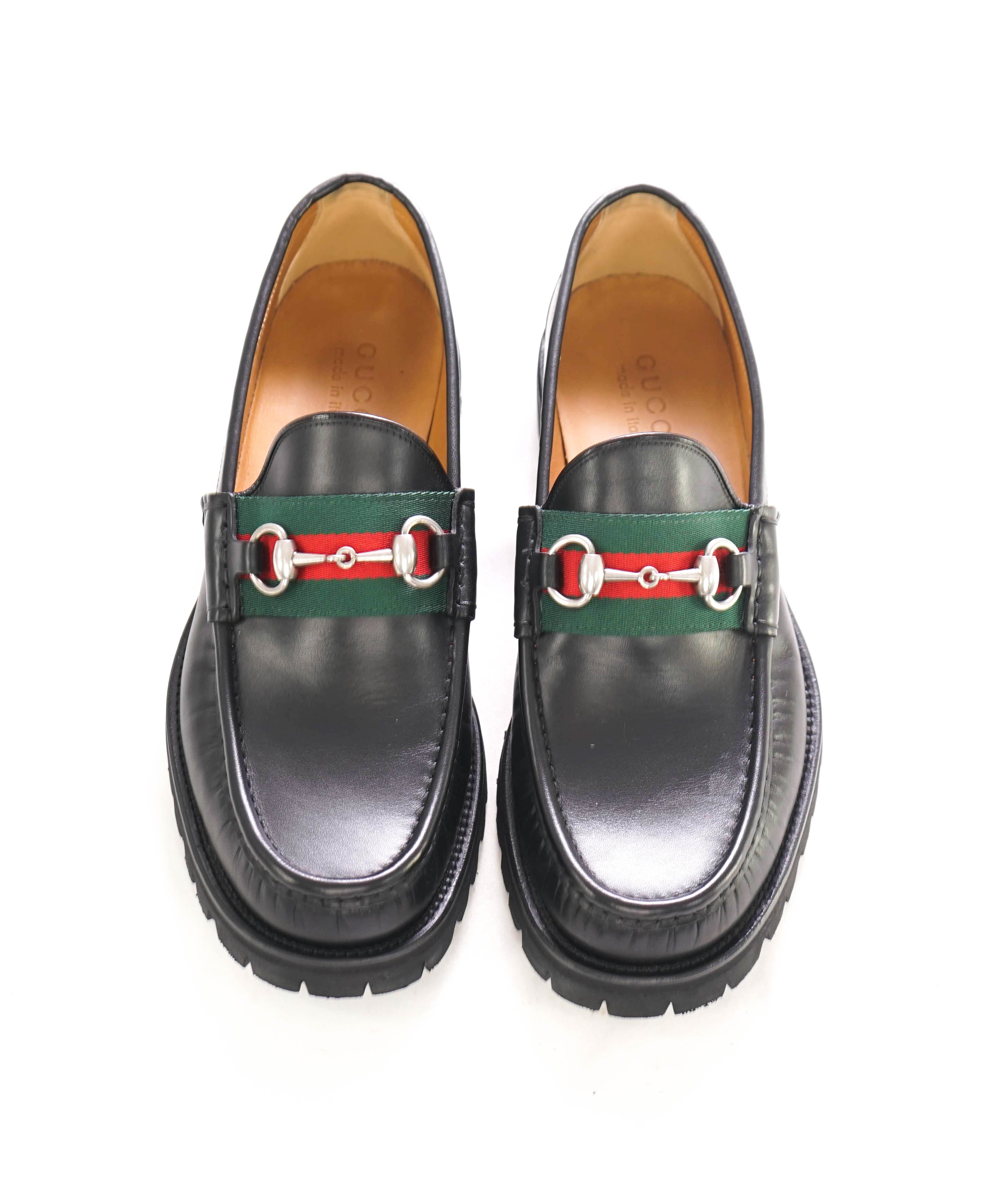 $950 GUCCI - WEB Horse-bit Loafers Black Iconic Style - 8.5US (8 G)