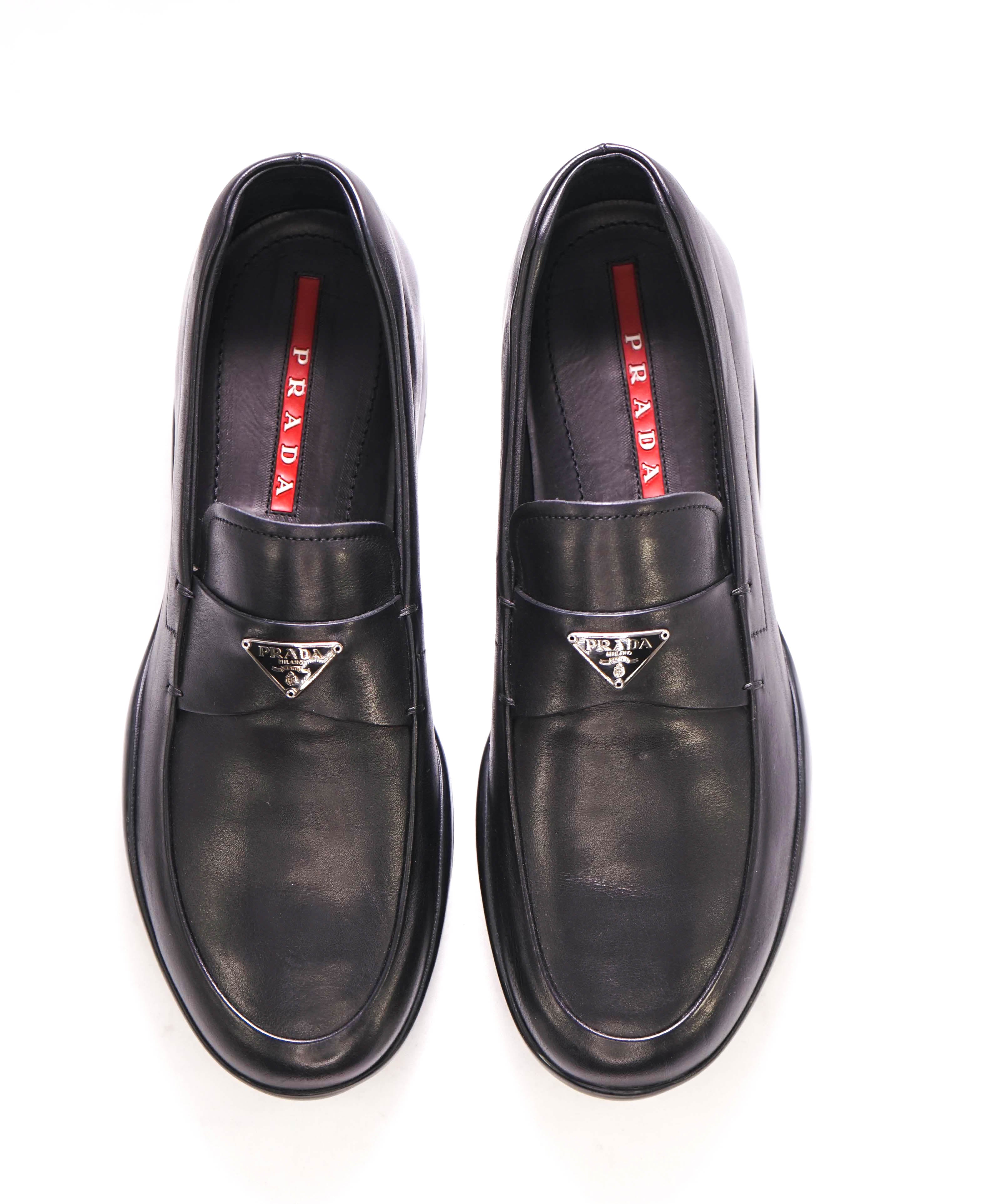 $850 PRADA - *LINEA ROSSA* Black Slip On Logo Vamp Loafer - 7.5 US (6.5 Prada)