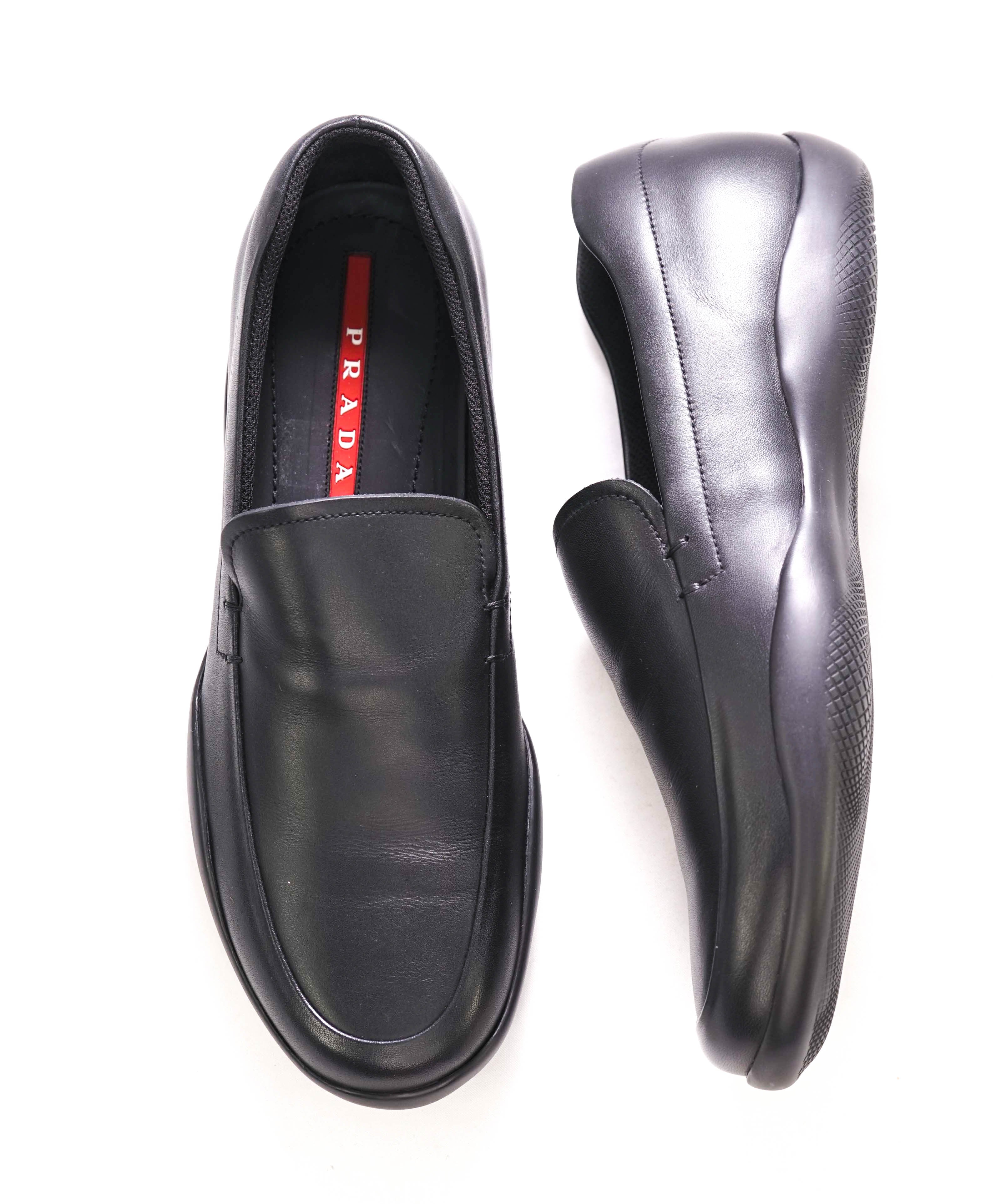 $795 PRADA - *LINEA ROSSA* Black Slip On Logo Vamp Loafer - 7 US (6 Prada)