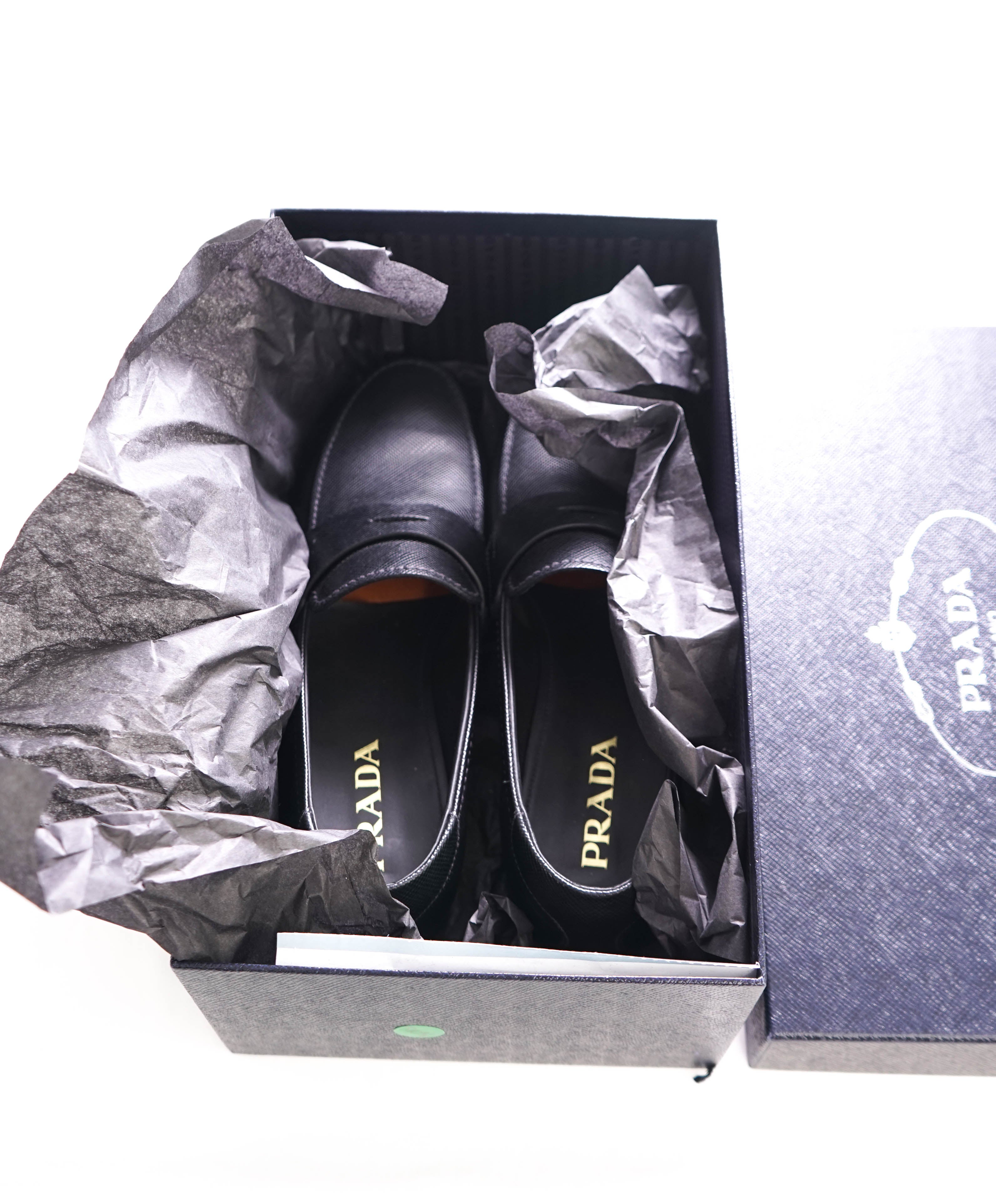 $950 PRADA - Black Saffiano Leather Penny Loafers - 10.5US (9.5 Prada)