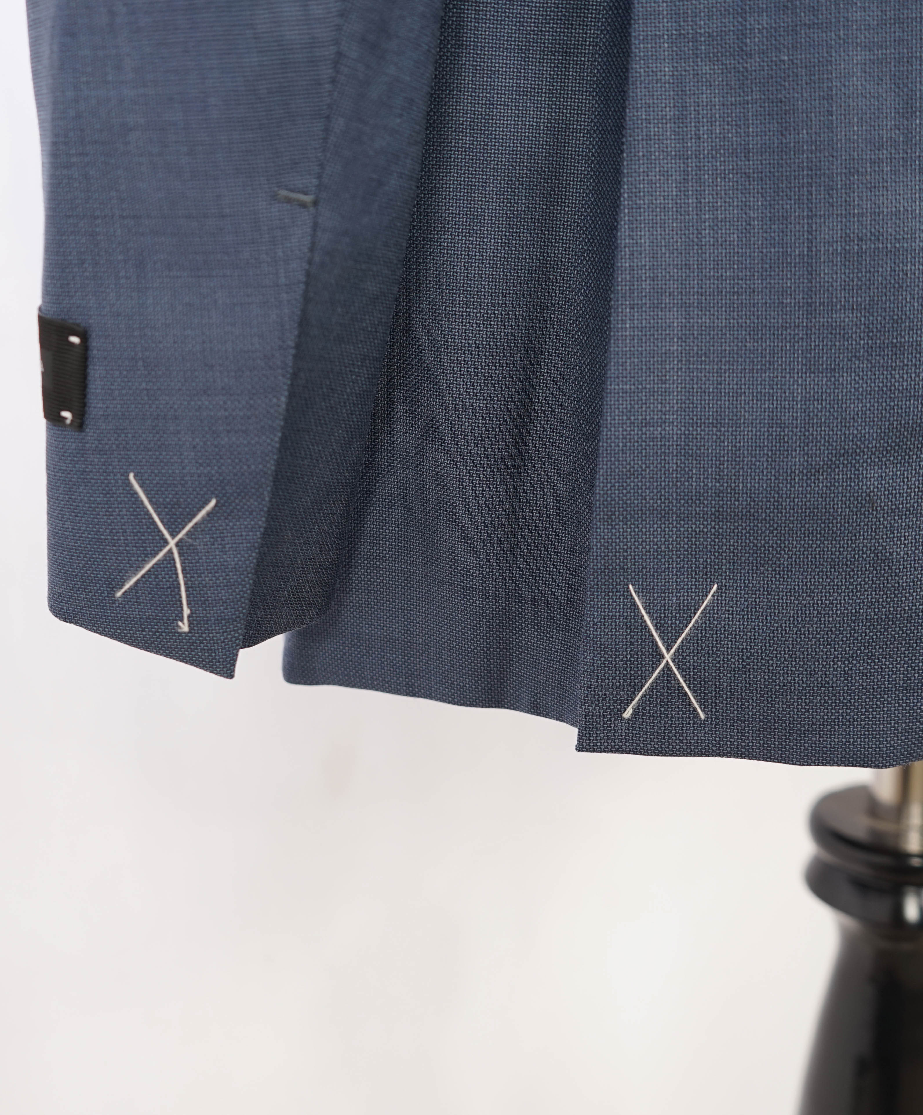 $3,250 ERMENEGILDO ZEGNA - "MULTISEASON" *Closet Staple* Mid Blue Suit -40R