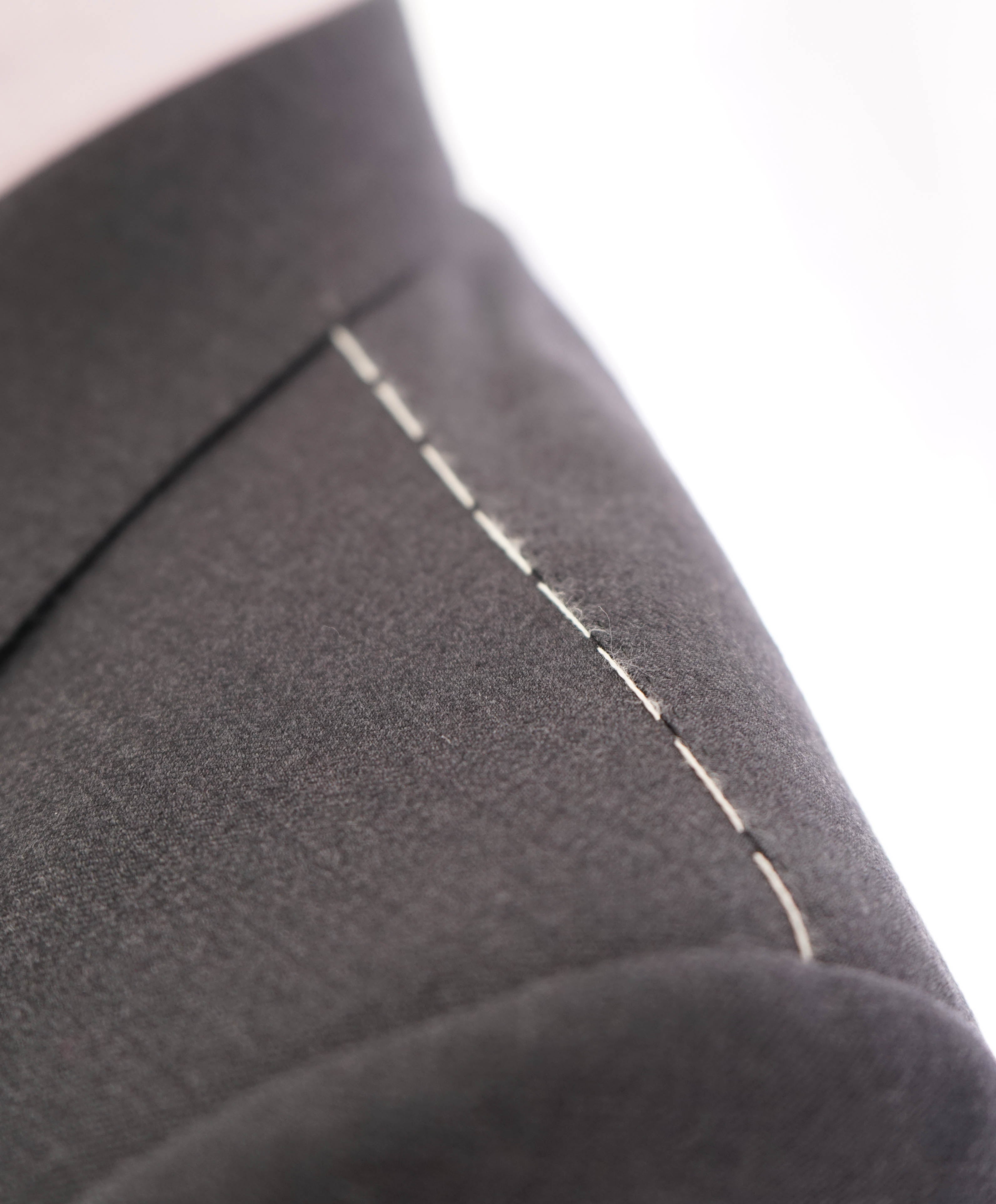 $3,995 ERMENEGILDO ZEGNA -"TROFEO" Charcoal Suit - 36S 33W