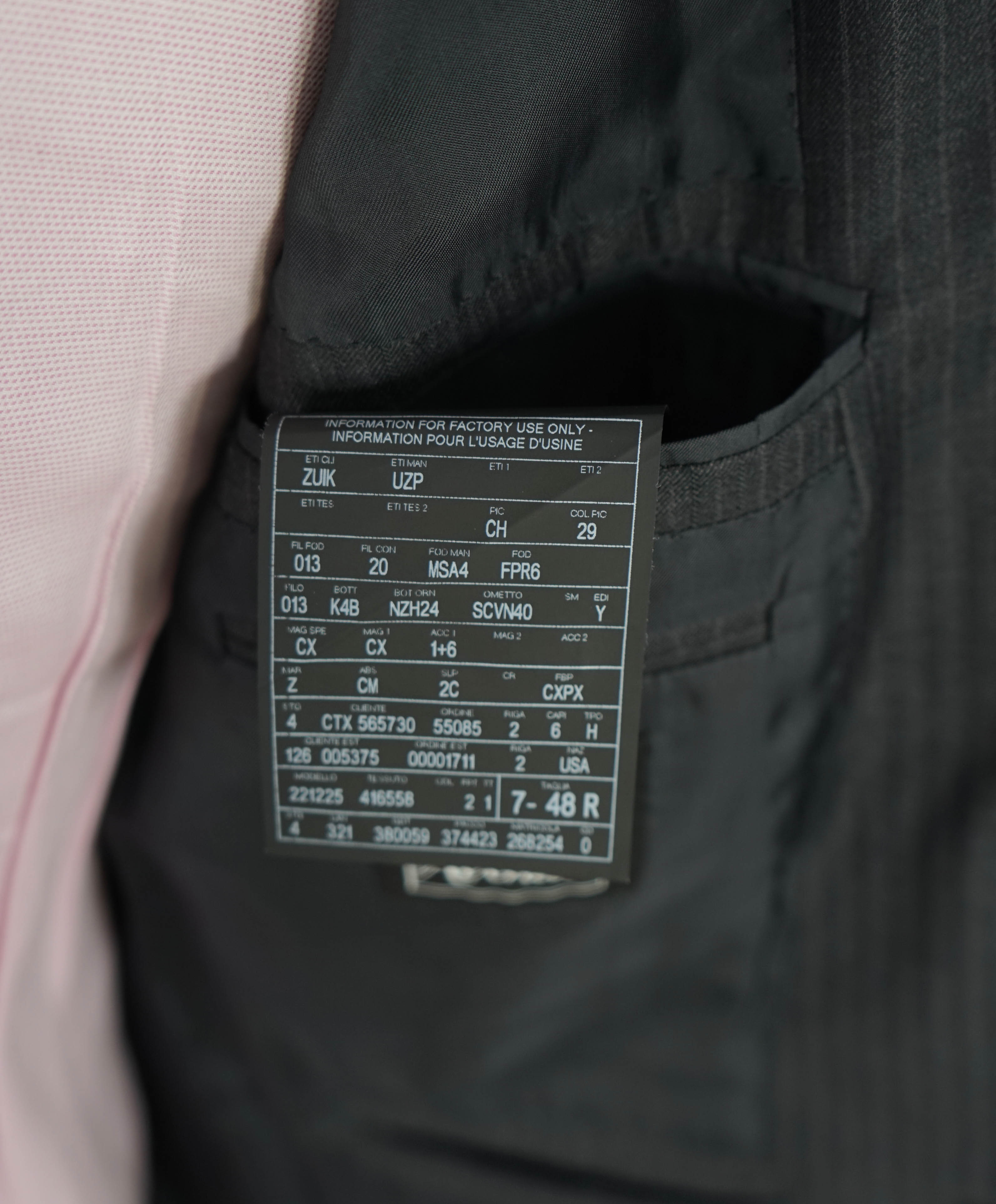 $3,695 ERMENEGILDO ZEGNA -“ACHILLFARM" SILK Gray Texture Suit - 38R