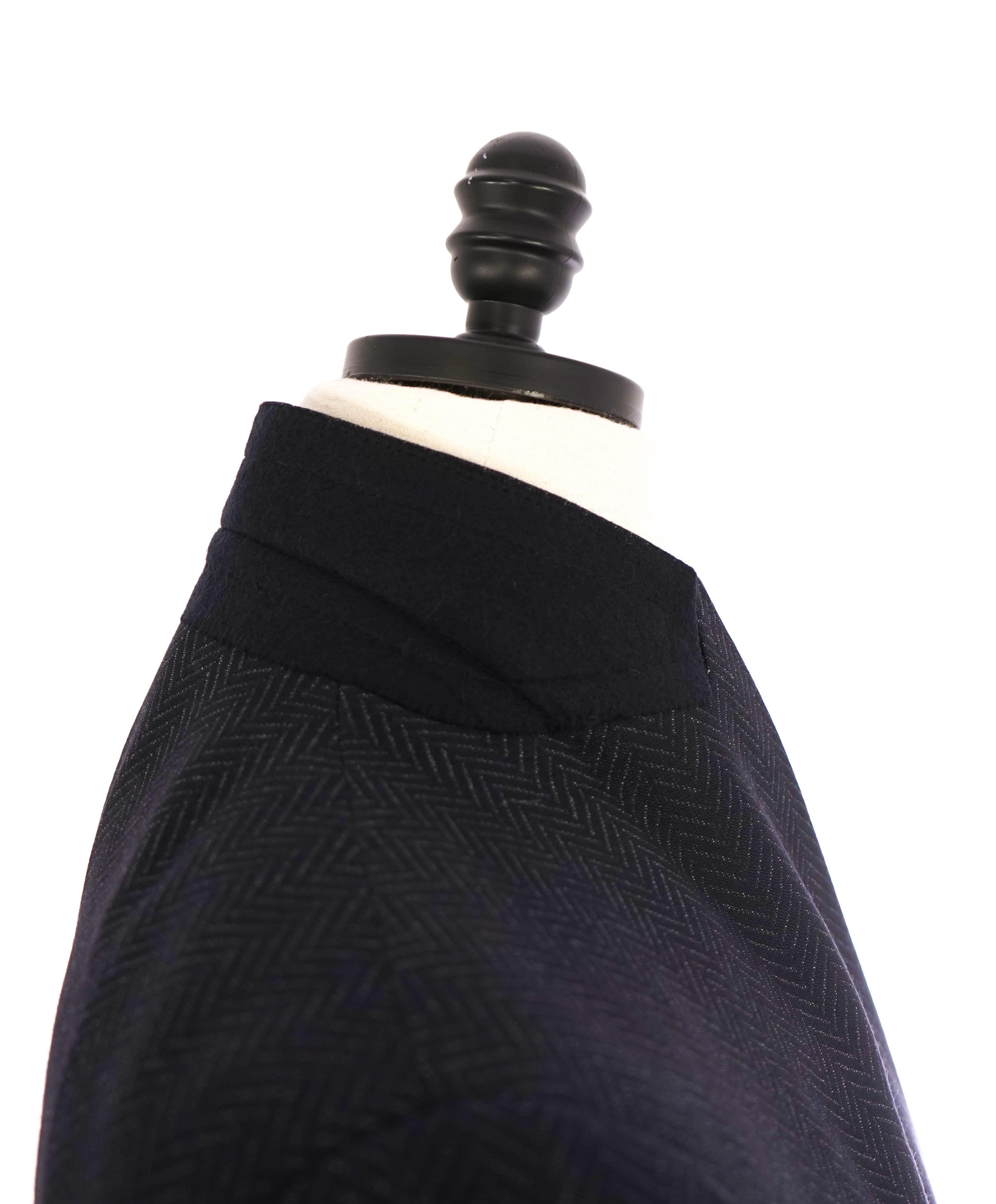 $3,795 GIORGIO ARMANI - "SOHO" Navy Peak Lapel Herringbone Suit - 40R