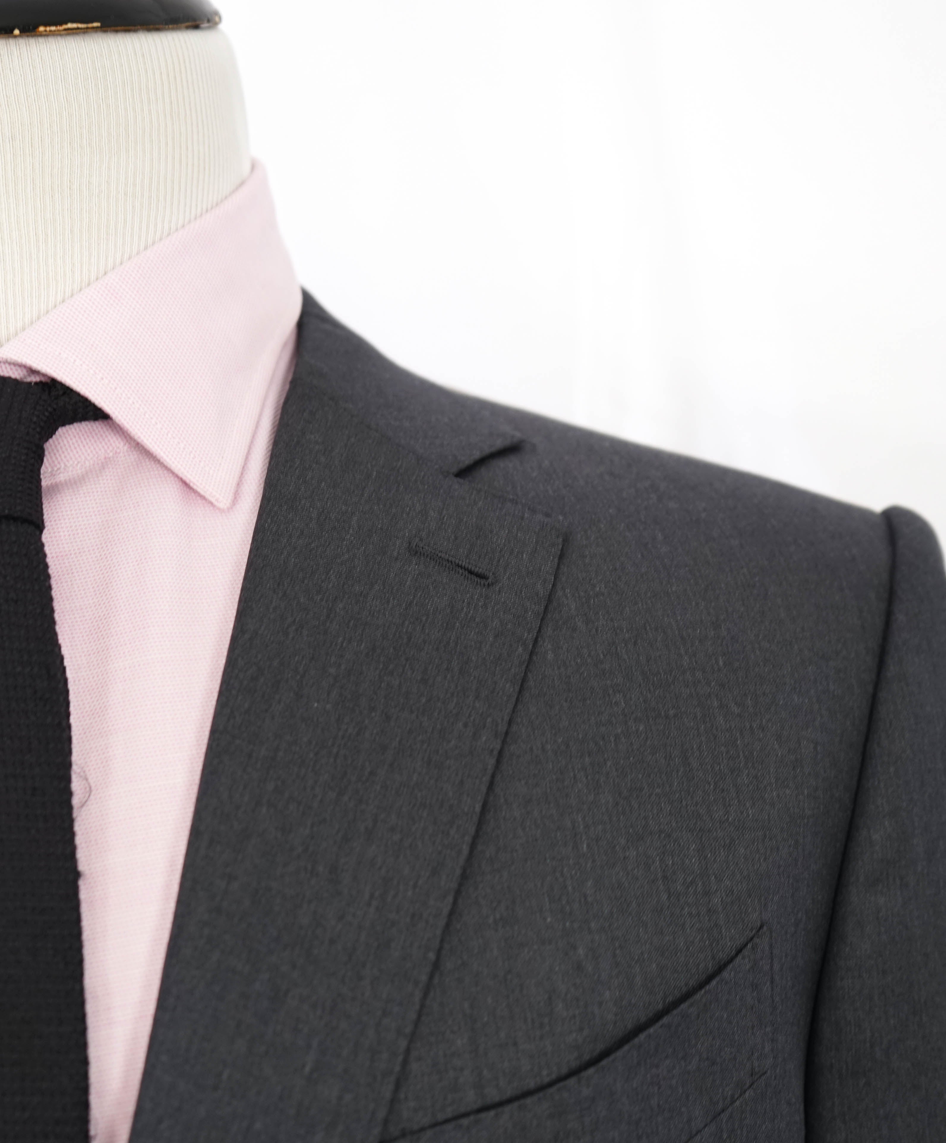 $2,695 ERMENEGILDO ZEGNA -"Micronsphere" GRAY Blazer - 48R