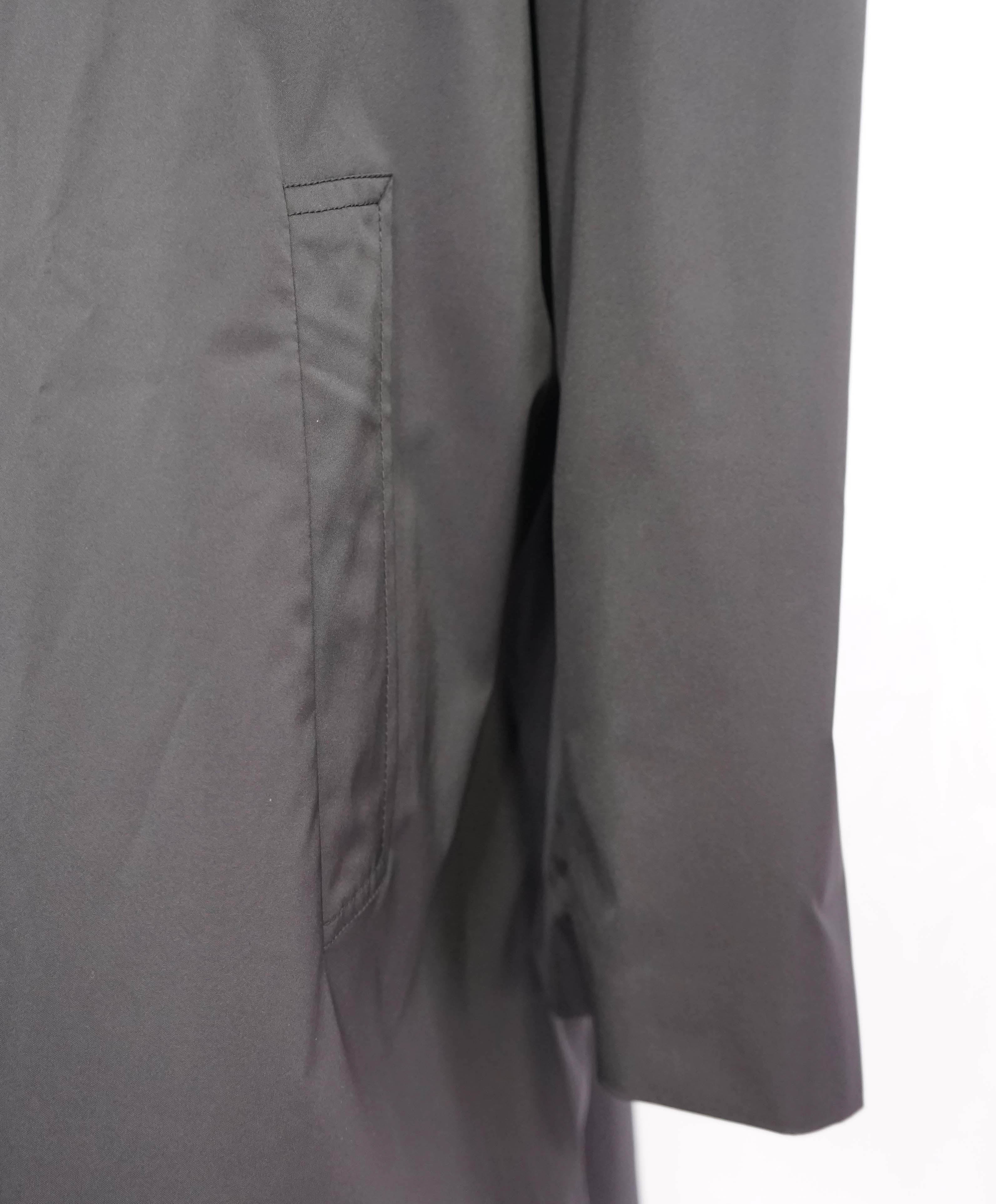 $3,150 BRIONI - Midnight Navy Water Proof PACKABLE Logo Car Coat  - 50US (5XL)