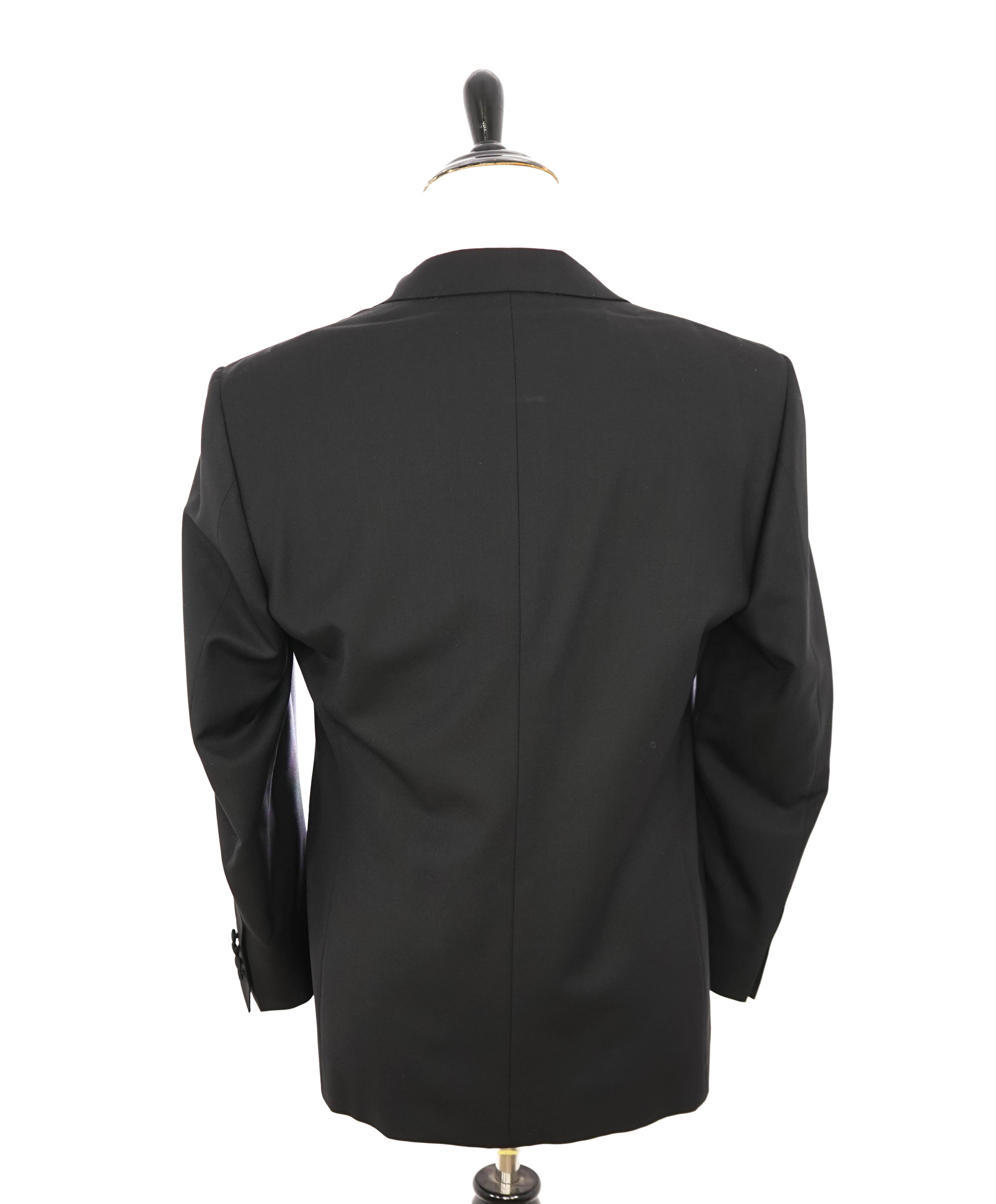 CANALI - Black *CLOSET STAPLE* Notch Lapel Tuxedo Suit - 44S