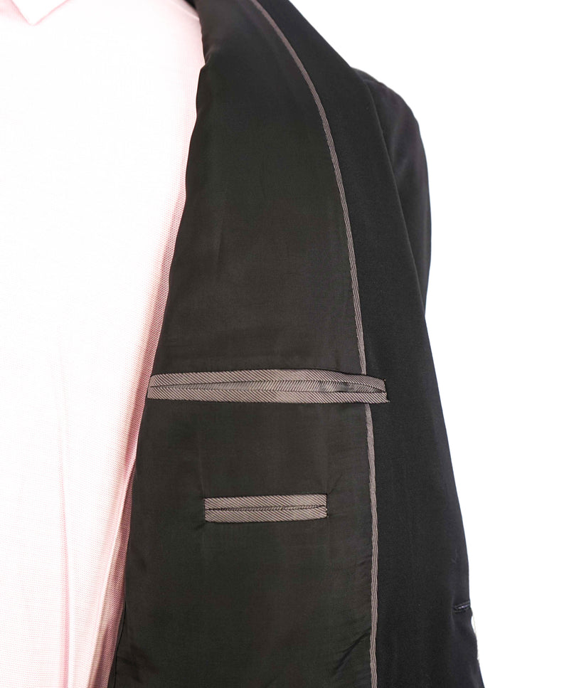 ARMANI COLLEZIONI -  "G Line" Modern Solid Black Notch Lapel Suit - 38R