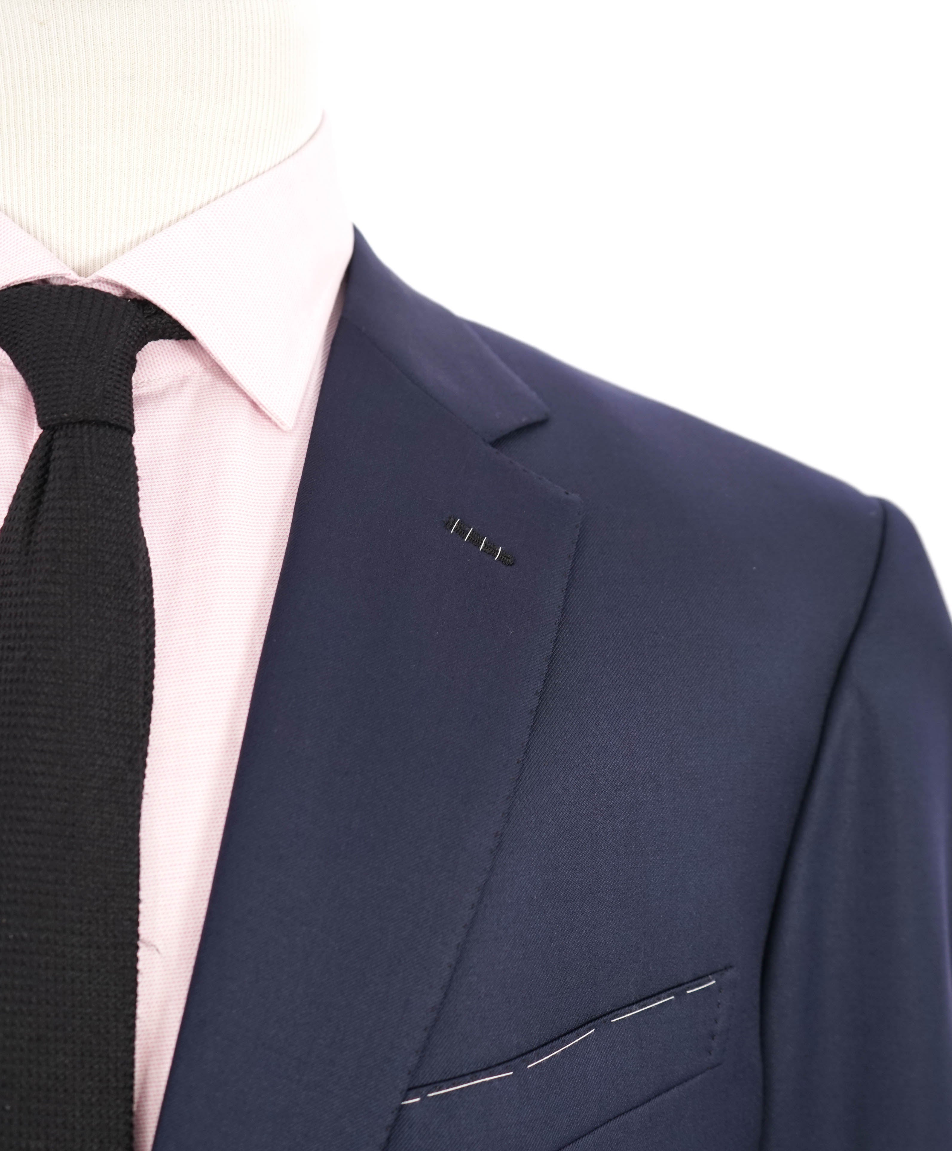 $4,800 BRIONI - NAVY 2-Button *CLOSET STAPLE* Hand Made Italy Blazer- 48R US
