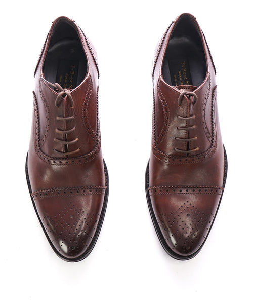 TO BOOT NEW YORK - "CAPOTE" Brown Brogue Cap-Toe Oxfords - 8