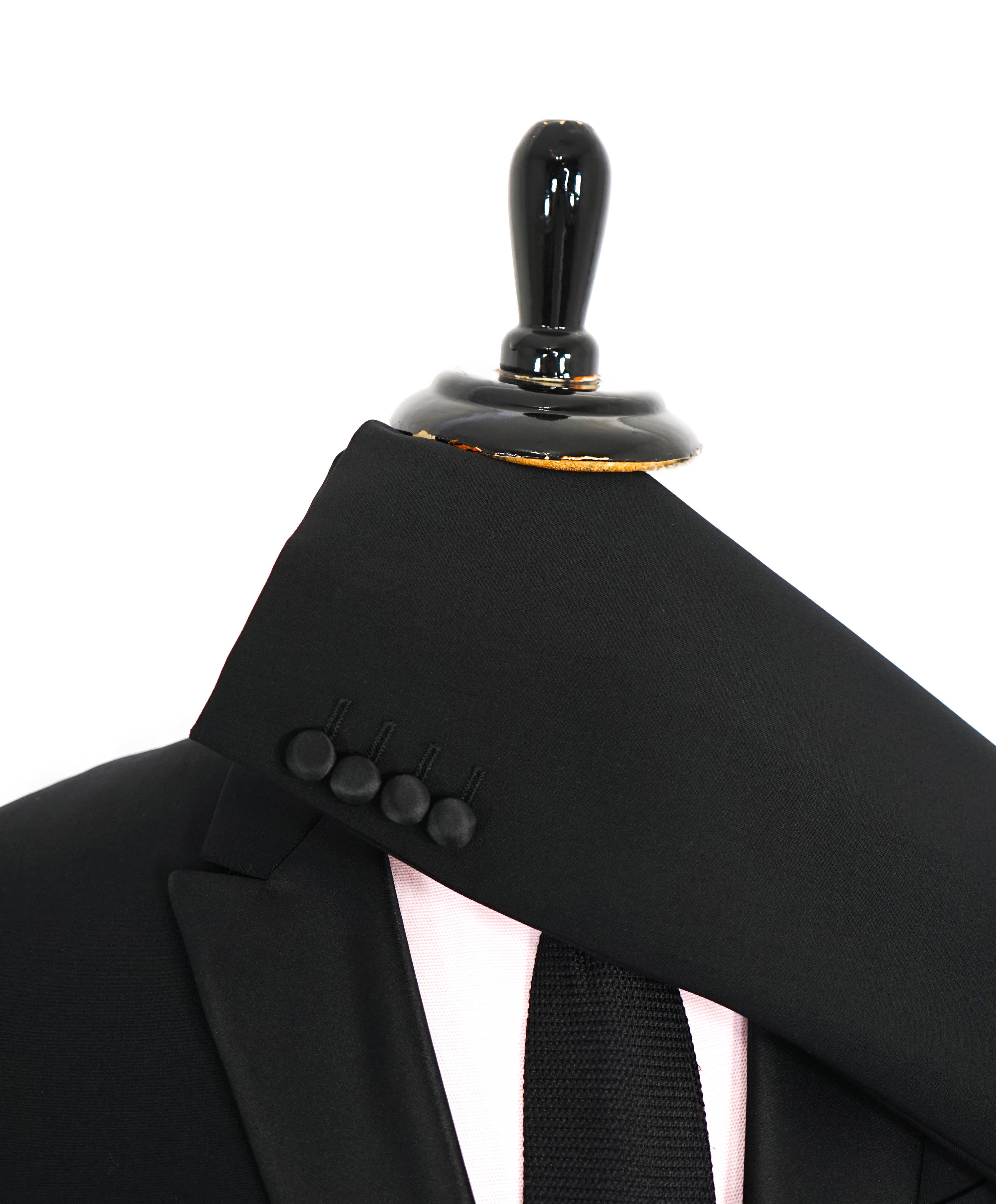 $1,995 EMPORIO ARMANI - “M LINE” 1-Btn Peak Lapel Tuxedo Suit - 44L