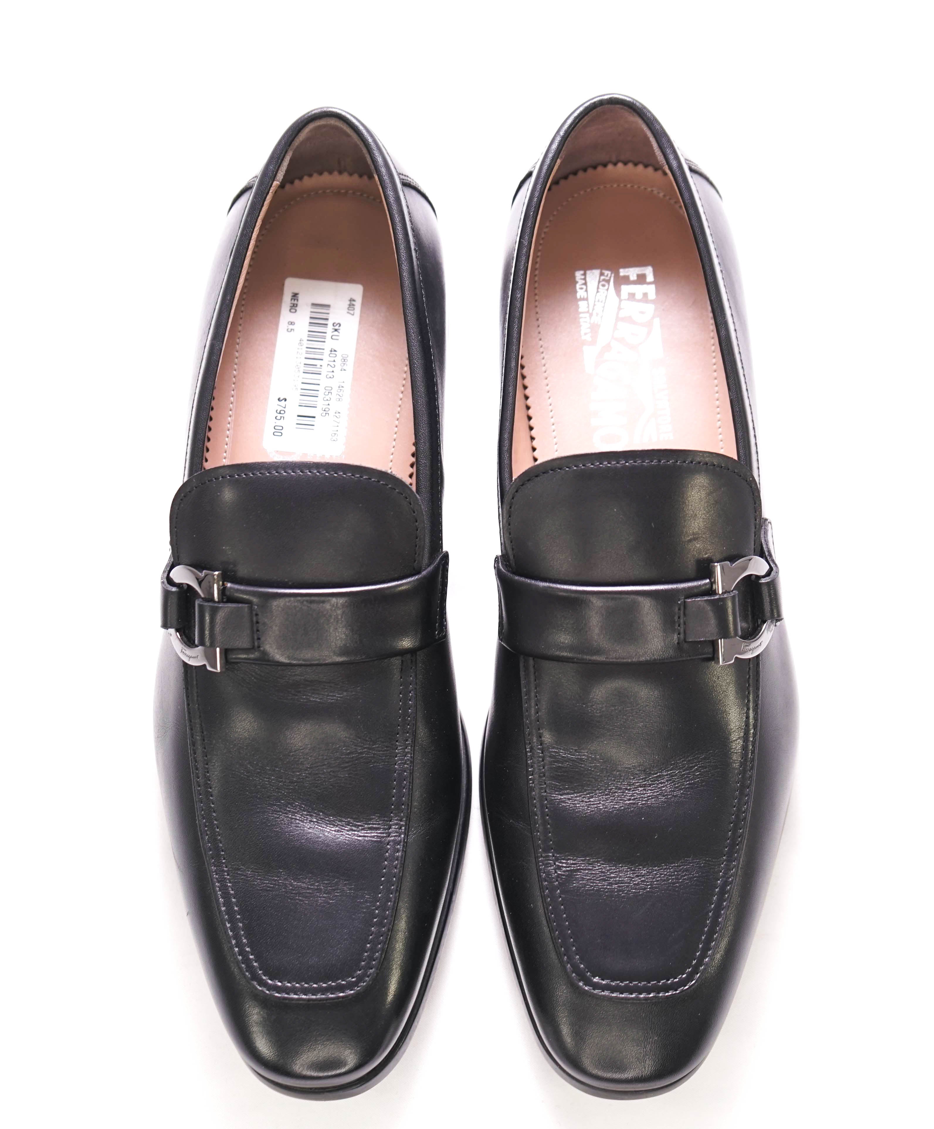 $795 SALVATORE FERRAGAMO - Blacka Gancini Bit Loafer - 8.5 D US