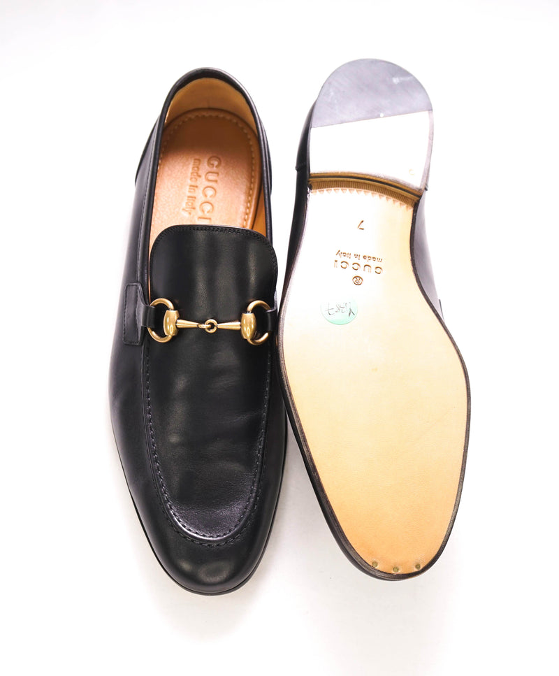 $920 GUCCI - "JORDAAN" Black/Gold ICONIC Horsebit Leather Loafers - 7.5US (7G)