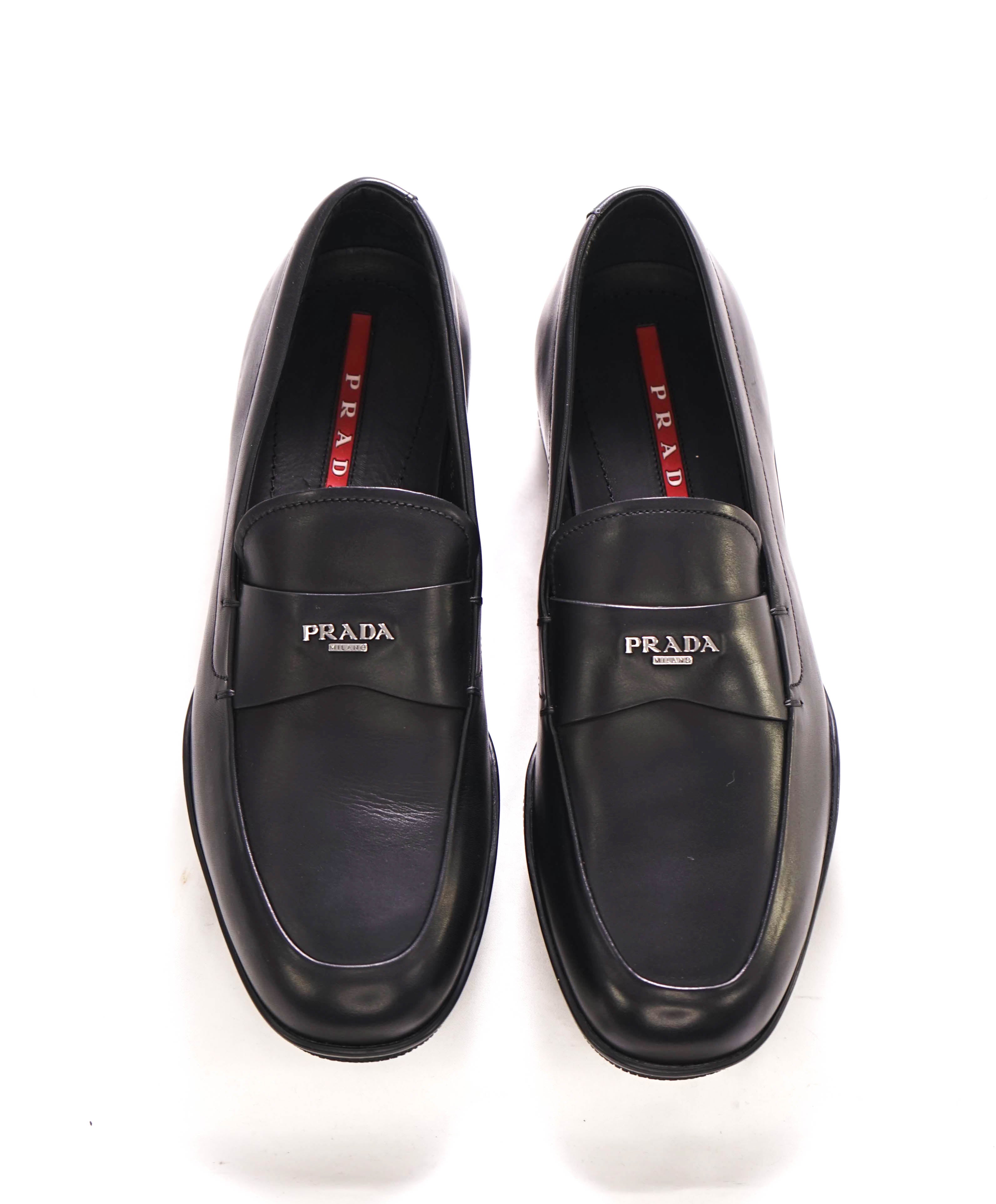 $850 PRADA - *LINEA ROSSA* Black Slip On Logo Vamp Loafer - 8 US (7 Prada)