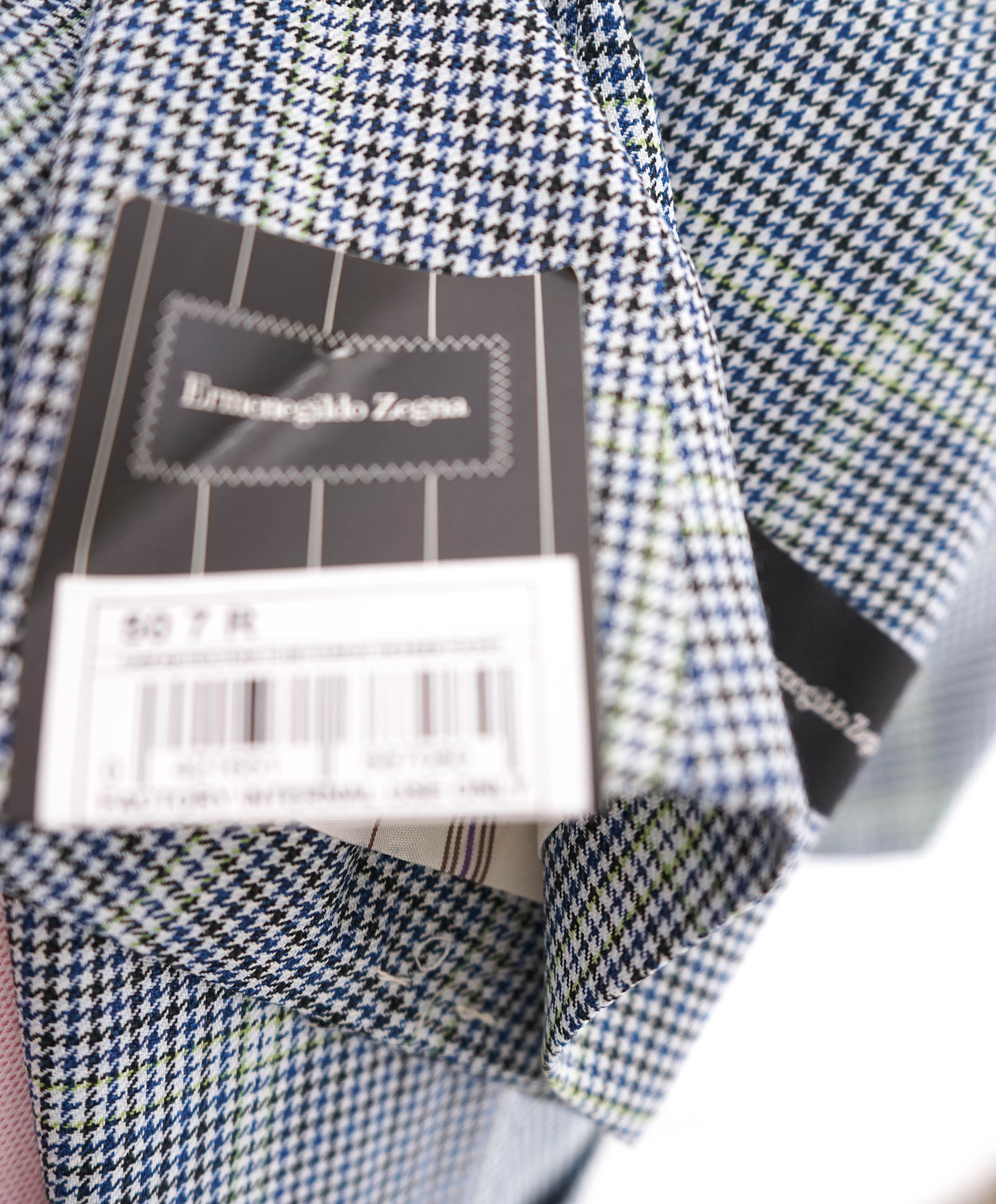 $3,295 ERMENEGILDO ZEGNA- "TROFEO" Navy/Green Houndstooth Blazer- 40R