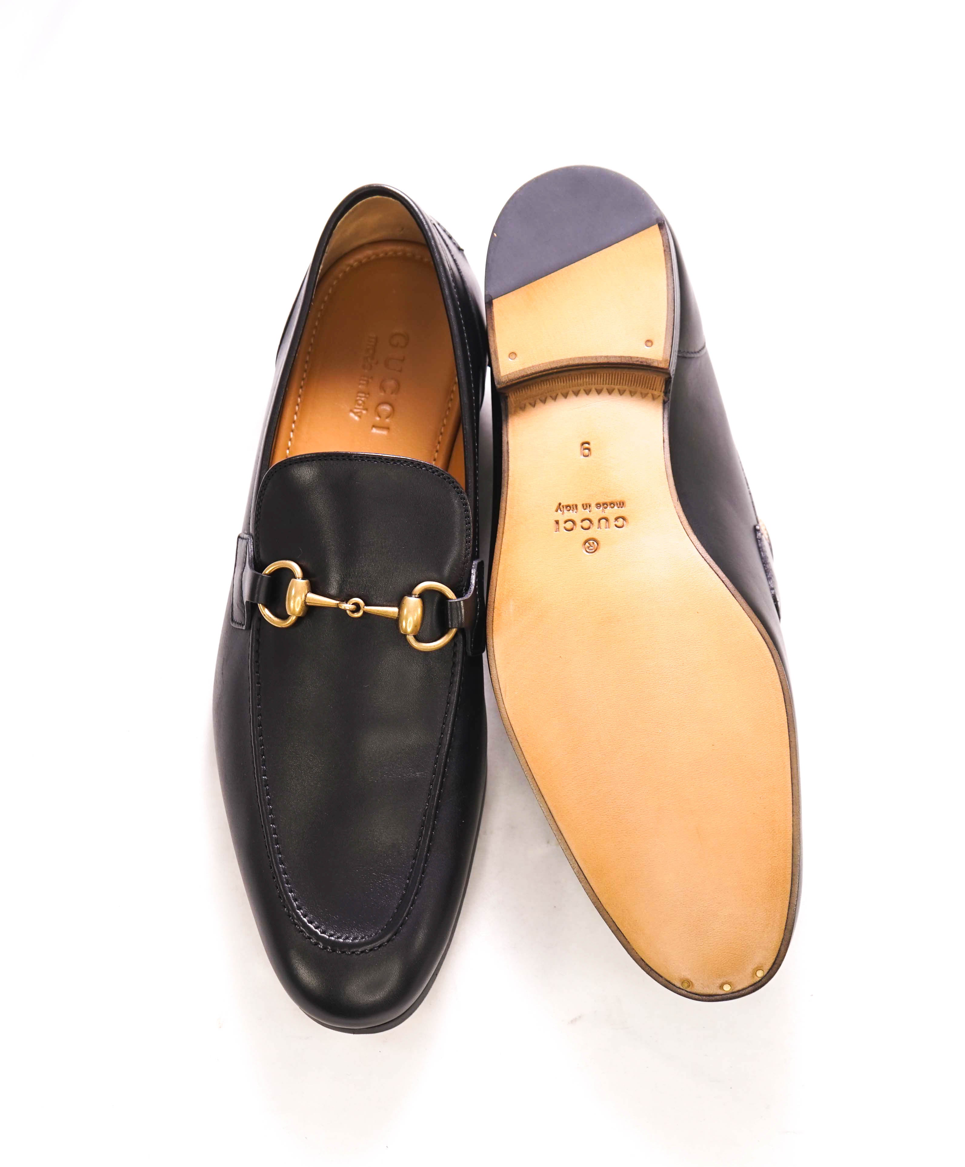 $920 GUCCI - "JORDAAN" Black/Gold ICONIC Horsebit Leather Loafers - 9.5 US (9G)