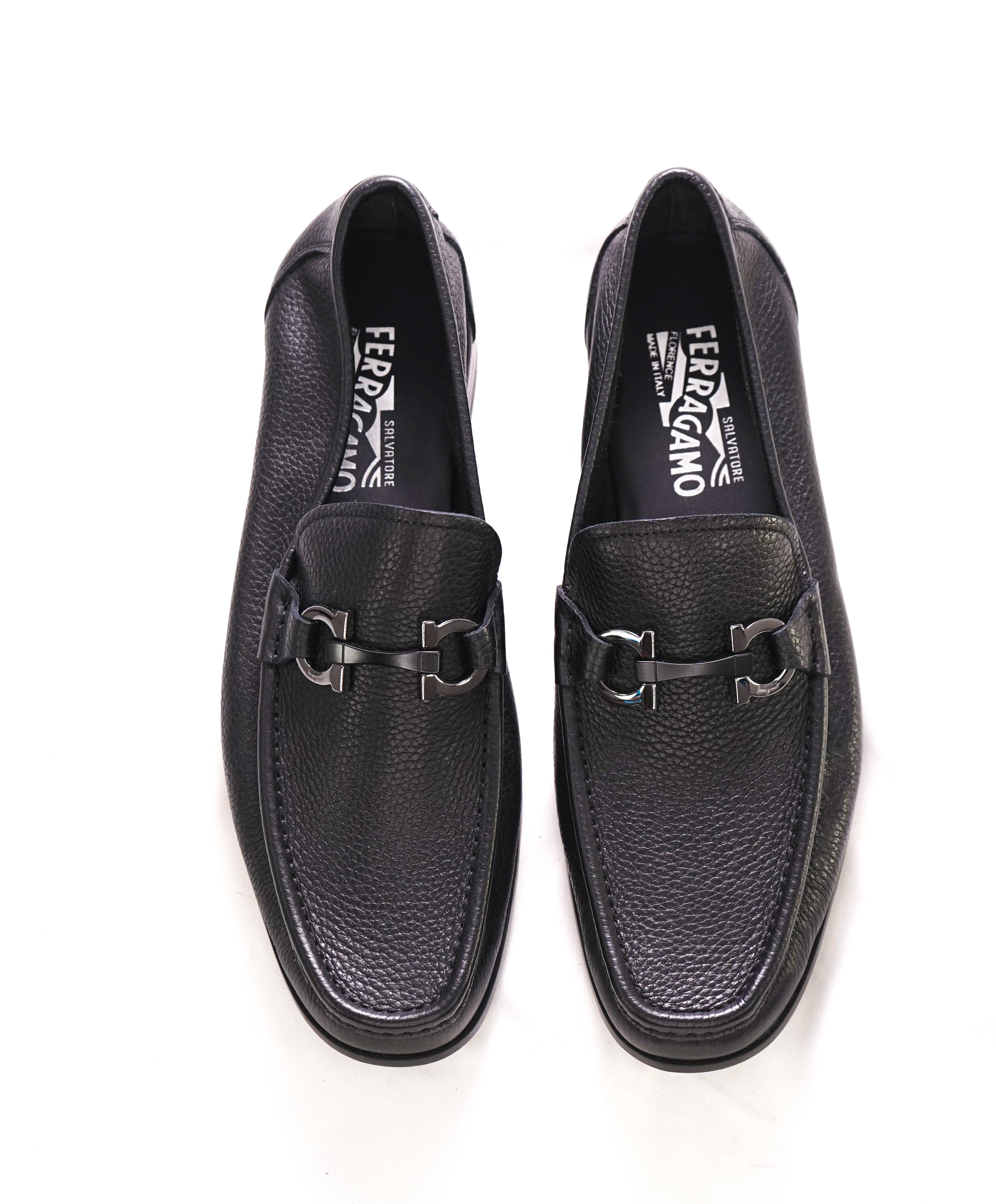 $850 SALVATORE FERRAGAMO - “GRANDIOSO" Gancini Bit Loafer Black Leather - 9 EE