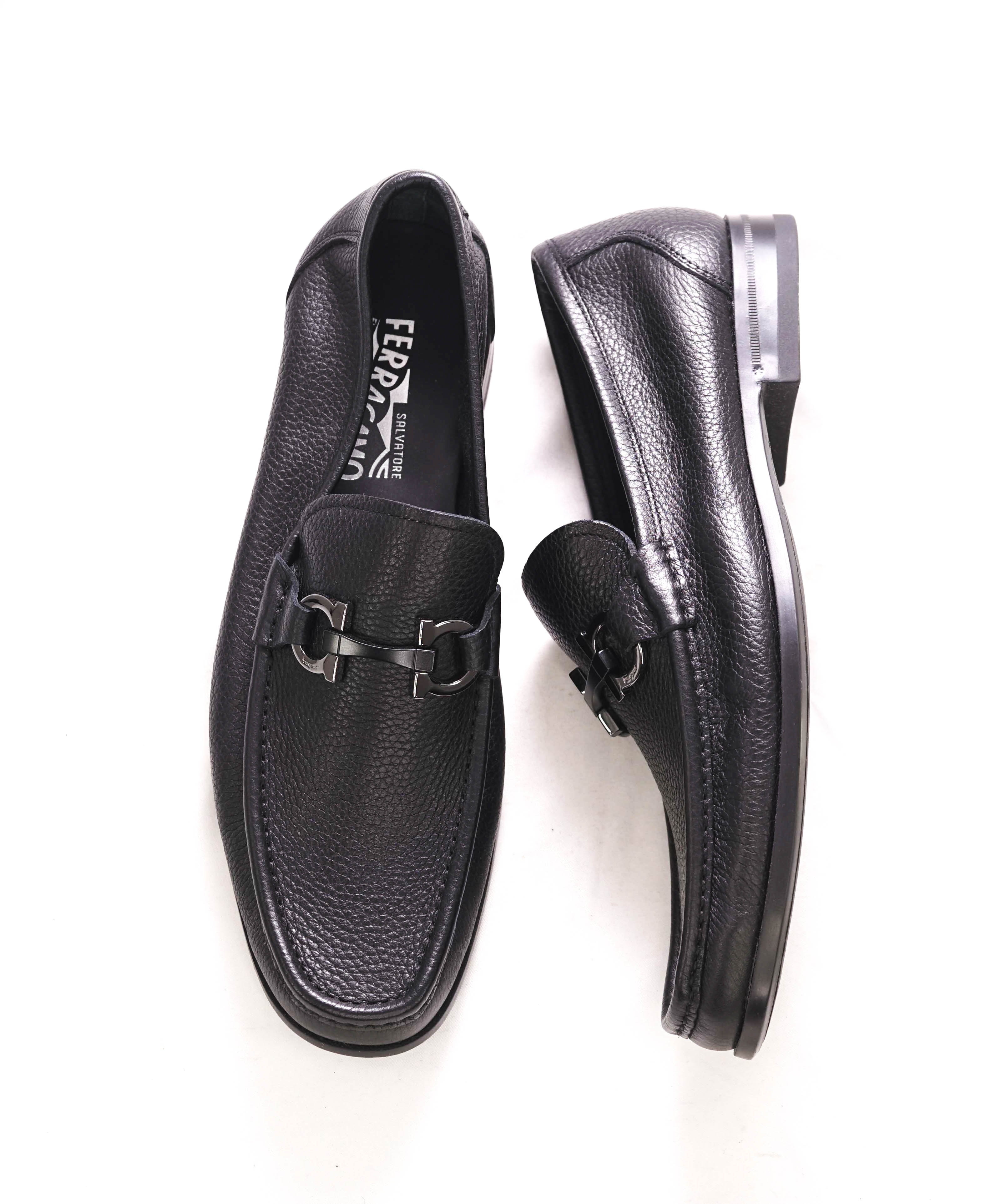 $850 SALVATORE FERRAGAMO - “GRANDIOSO" Gancini Bit Loafer Black Leather - 9 EE