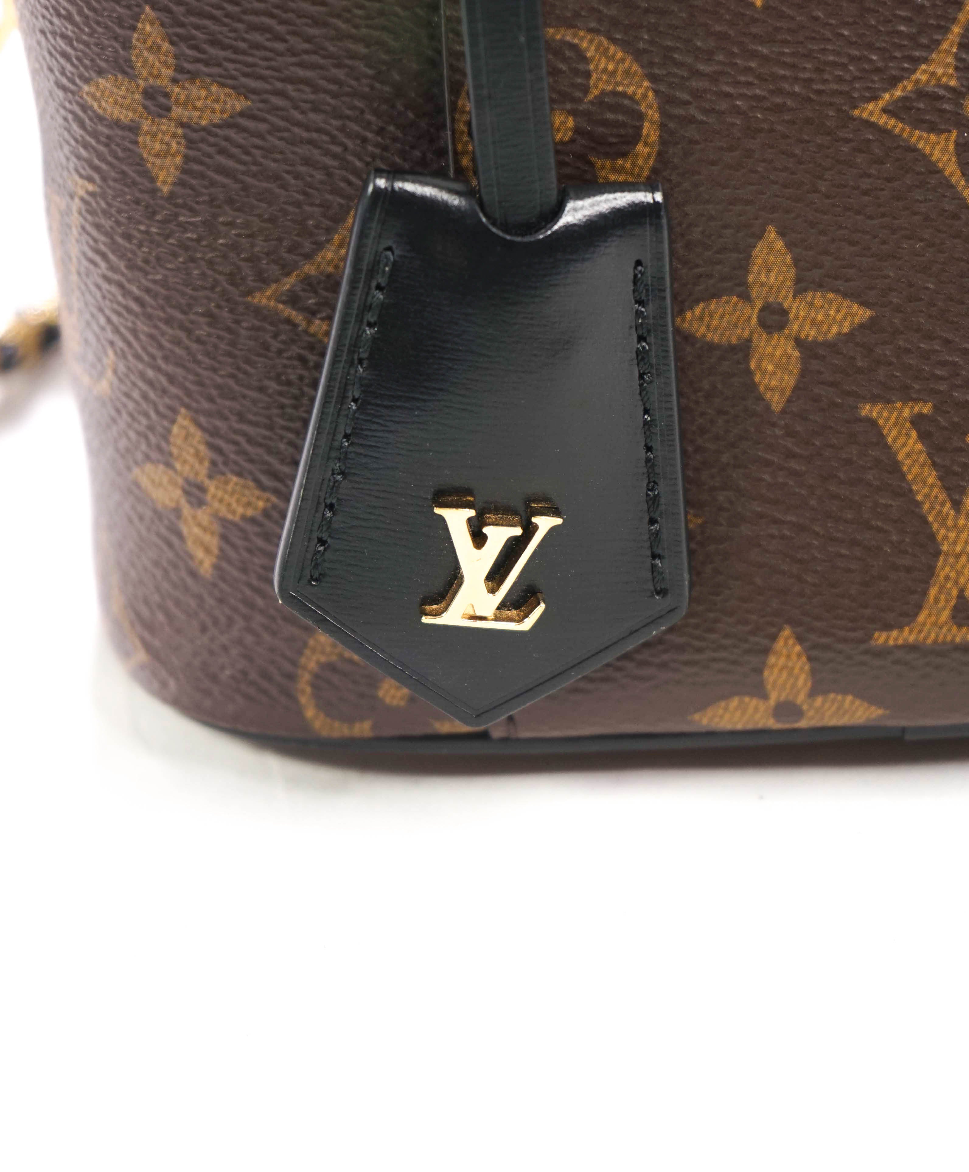 $2,895 LOUIS VUITTON -  LV Monogram Vanity PM