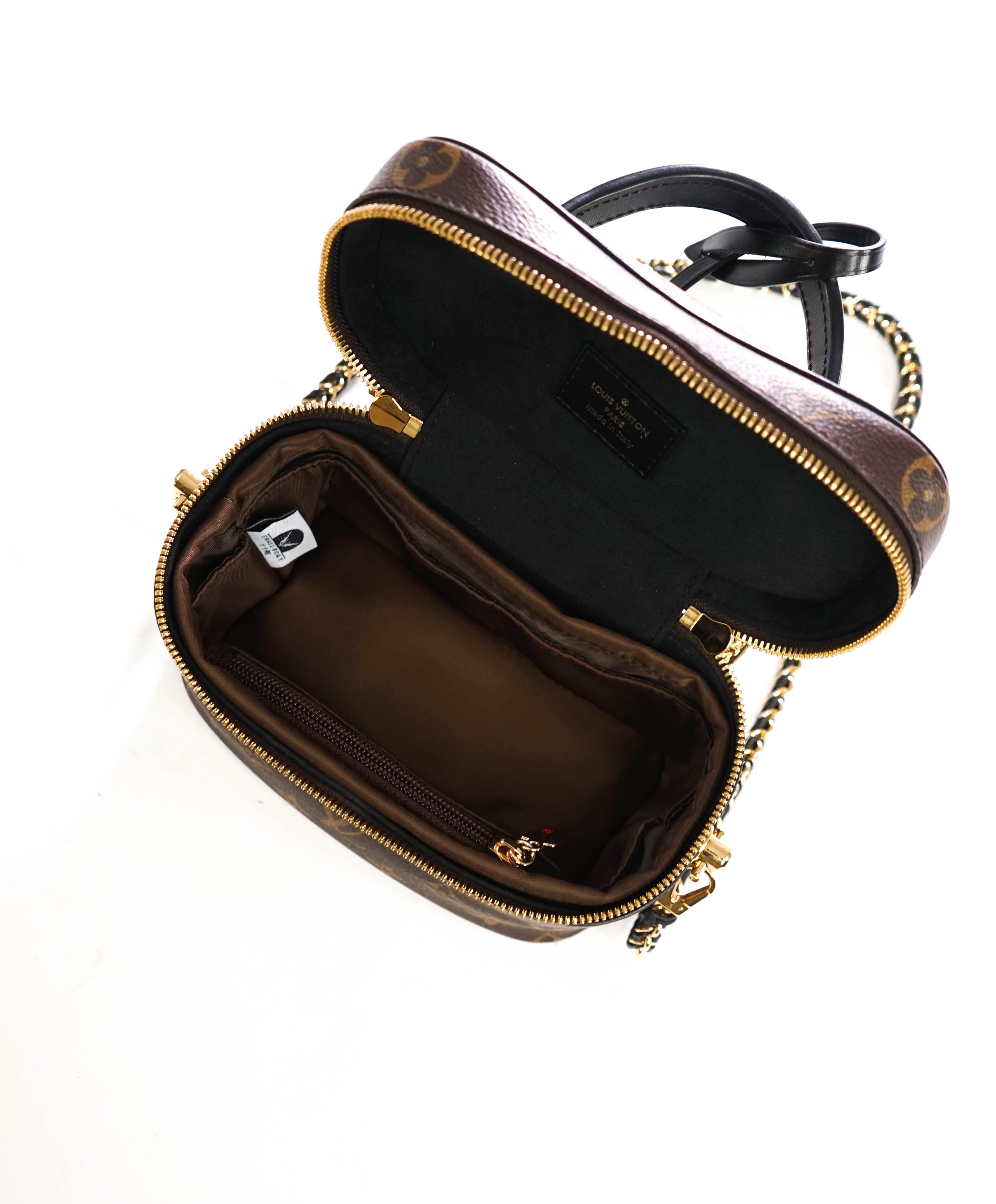 $2,895 LOUIS VUITTON -  LV Monogram Vanity PM