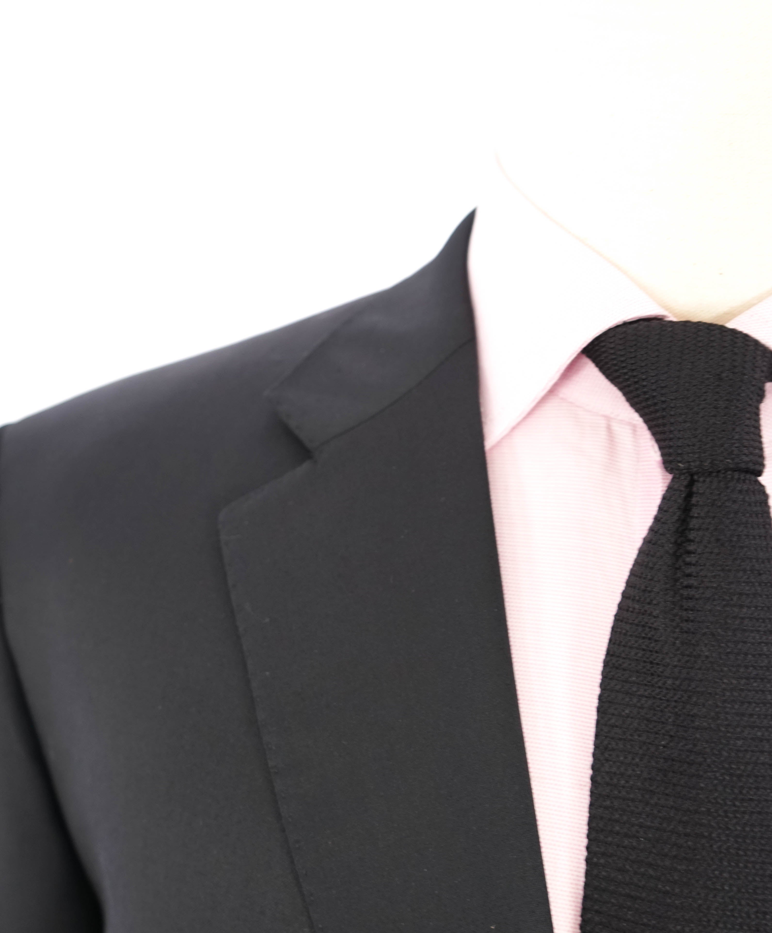 ERMENEGILDO ZEGNA - "Microsnsphere" By SAKS FIFTH AVENUE Black Suit - 46L