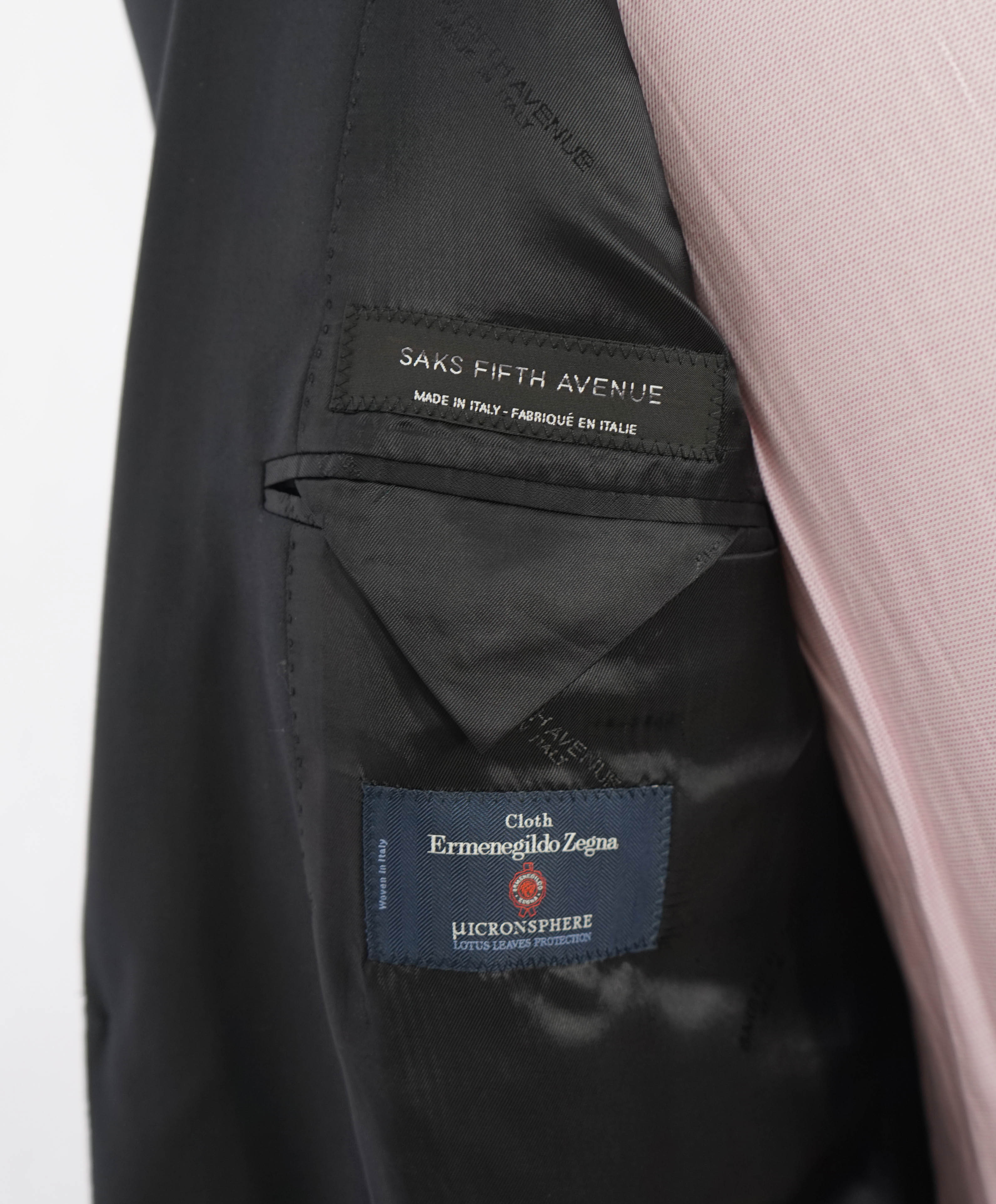 ERMENEGILDO ZEGNA - "Microsnsphere" By SAKS FIFTH AVENUE Black Suit - 46L