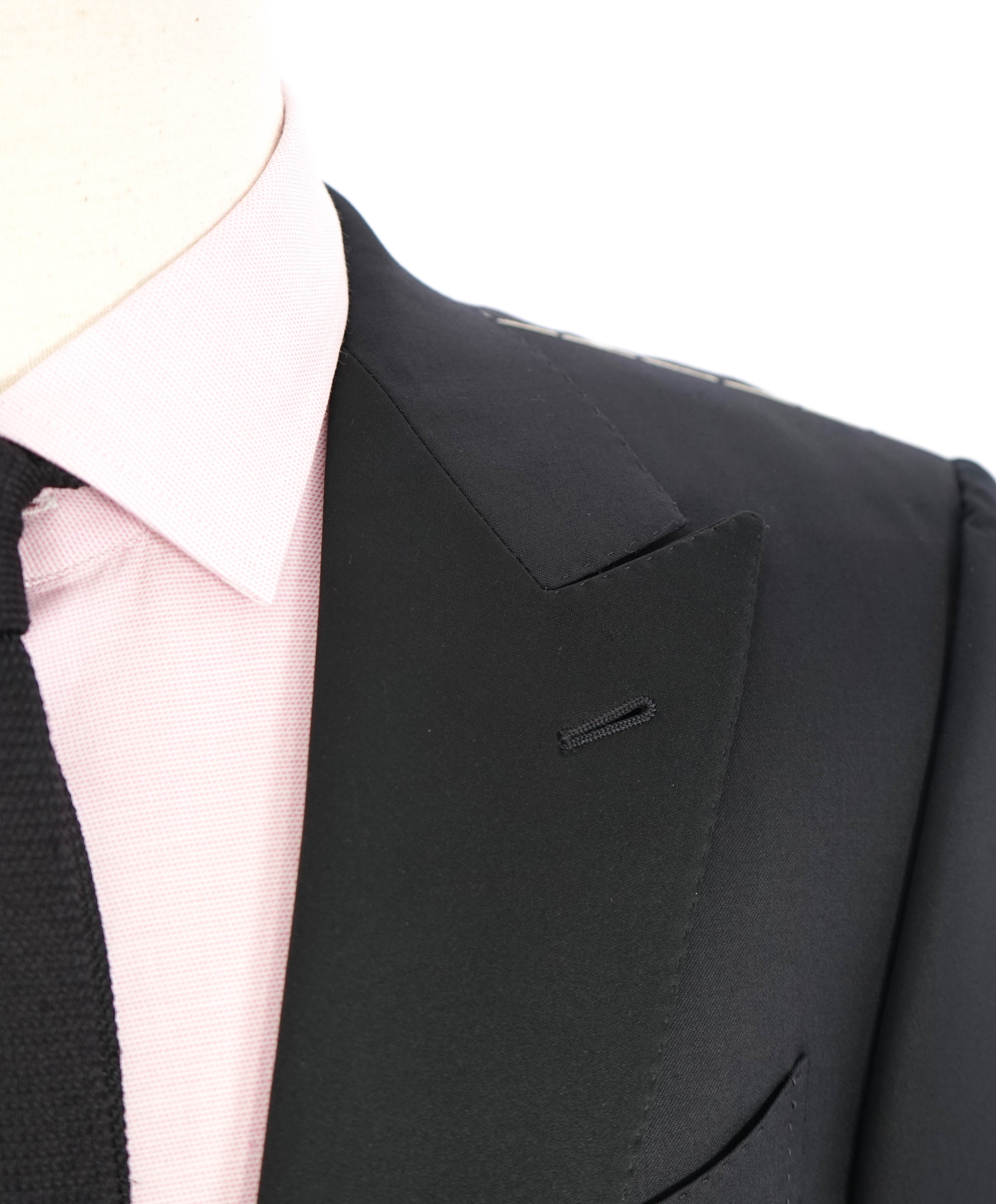 $2,995 ERMENEGILDO ZEGNA - PEAK LAPEL Tuxedo Dinner Jacket 1-Piece - 38R