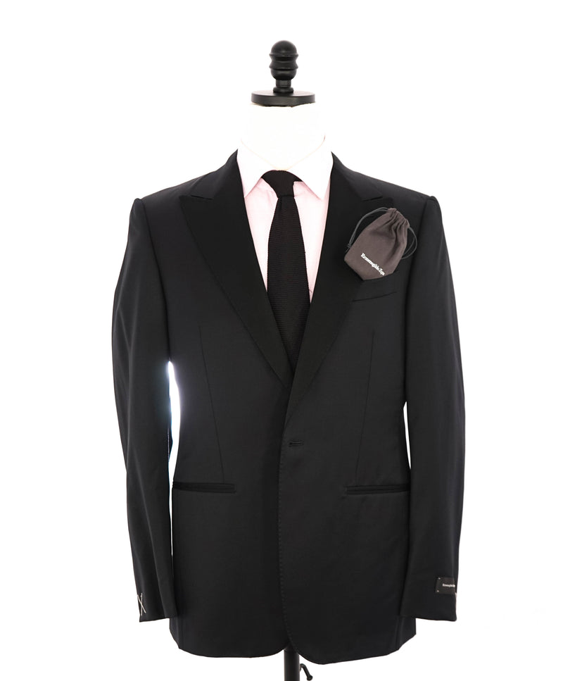 $2,995 ERMENEGILDO ZEGNA - PEAK LAPEL Tuxedo Dinner Jacket 1-Piece - 38S