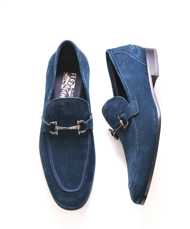 $850 SALVATORE FERRAGAMO - *TAPAS* Blue Suede Gancini Bit Loafer - 9.5 US