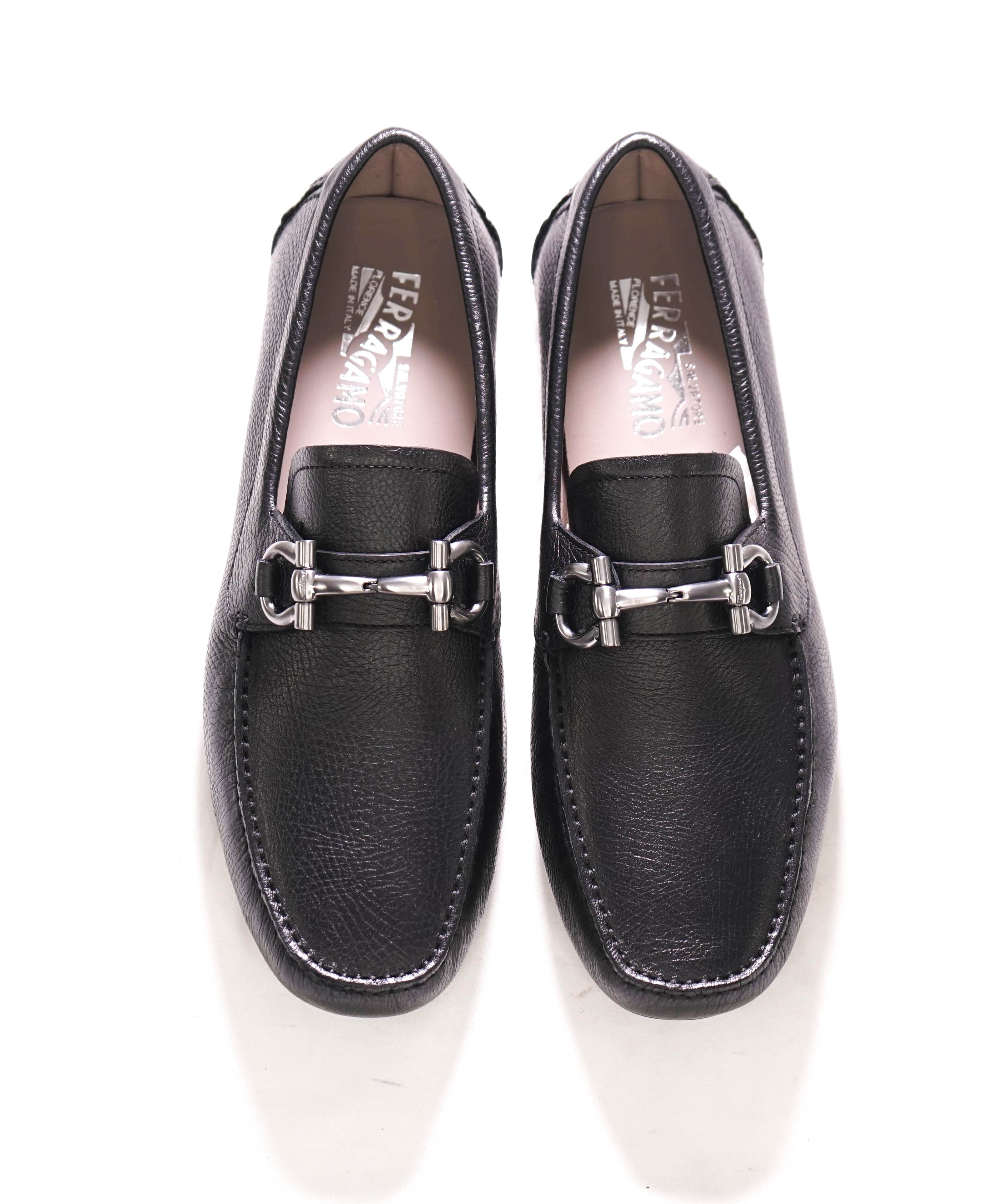 $795 SALVATORE FERRAGAMO - Black Pebbled Leather Parigi Slip On Loafers - 10 D