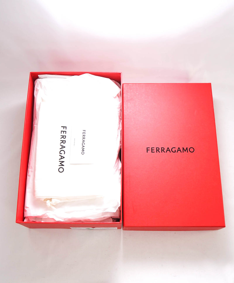 $850 SALVATORE FERRAGAMO - “REE" Gancini Bit Loafer Black Leather - 9 US